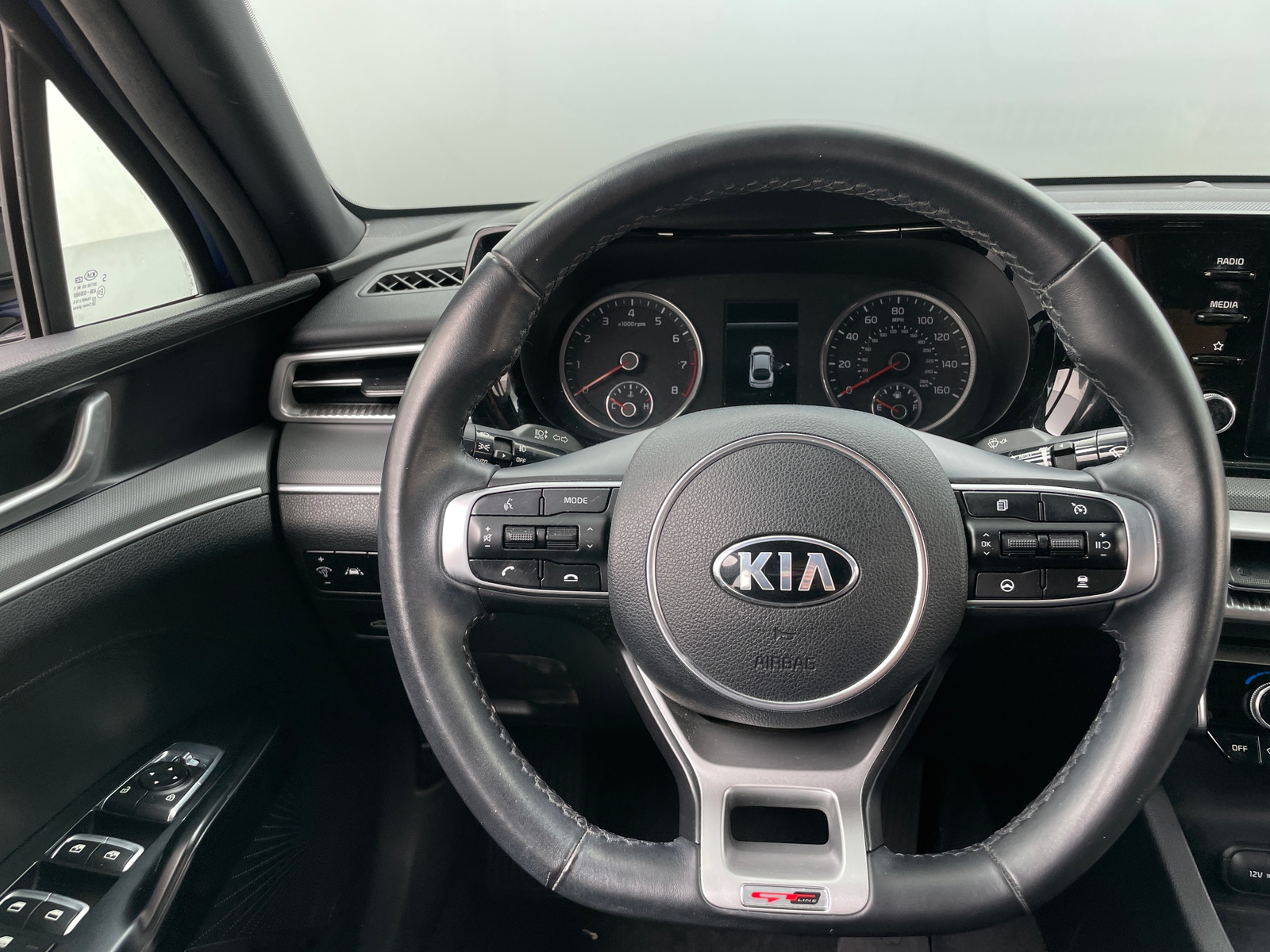 Thumbnail: 2021 Kia K5 - 4