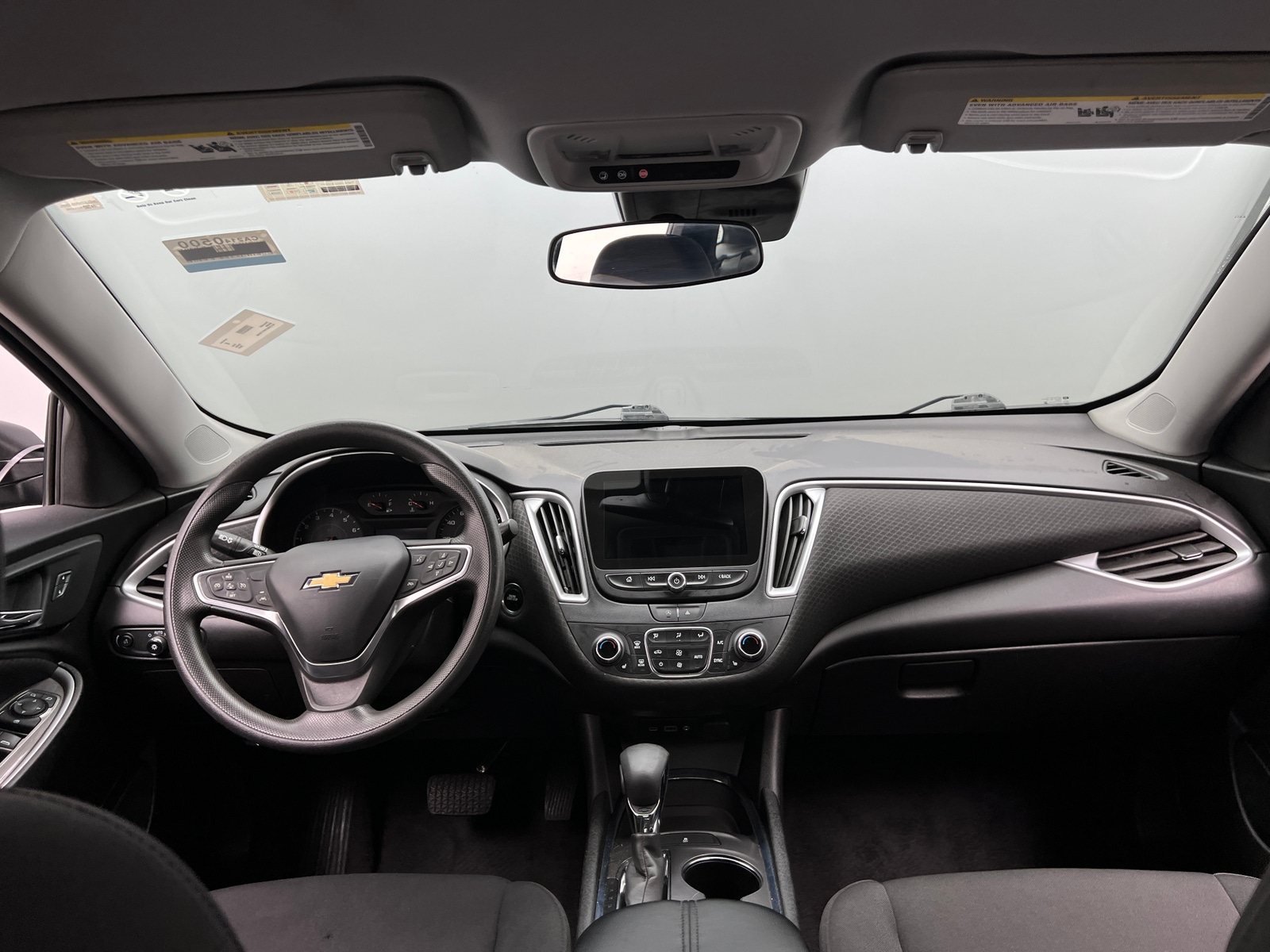Thumbnail: 2023 Chevrolet Malibu - 3