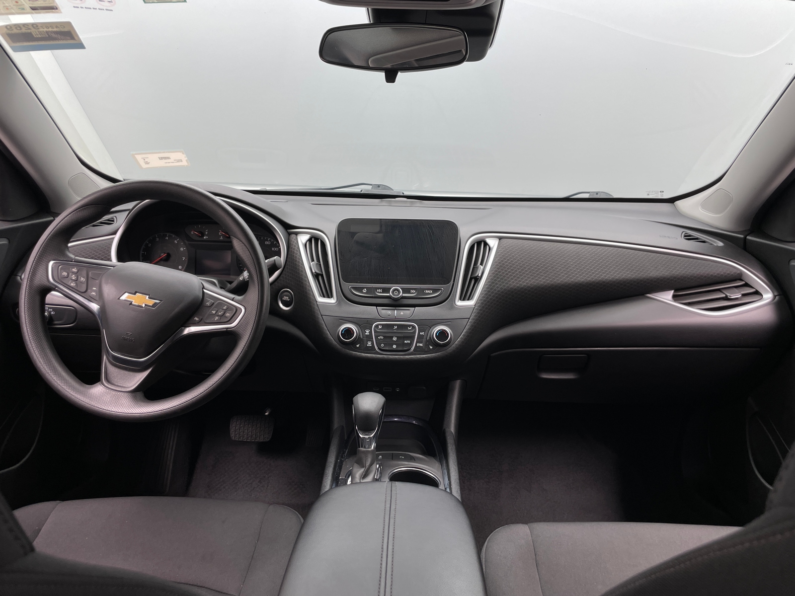 Thumbnail: 2024 Chevrolet Malibu - 3