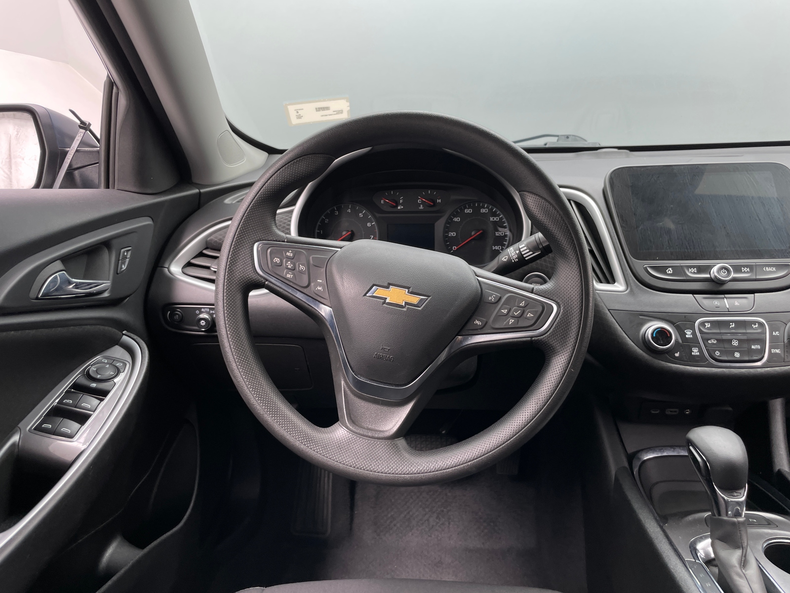 Thumbnail: 2024 Chevrolet Malibu - 5