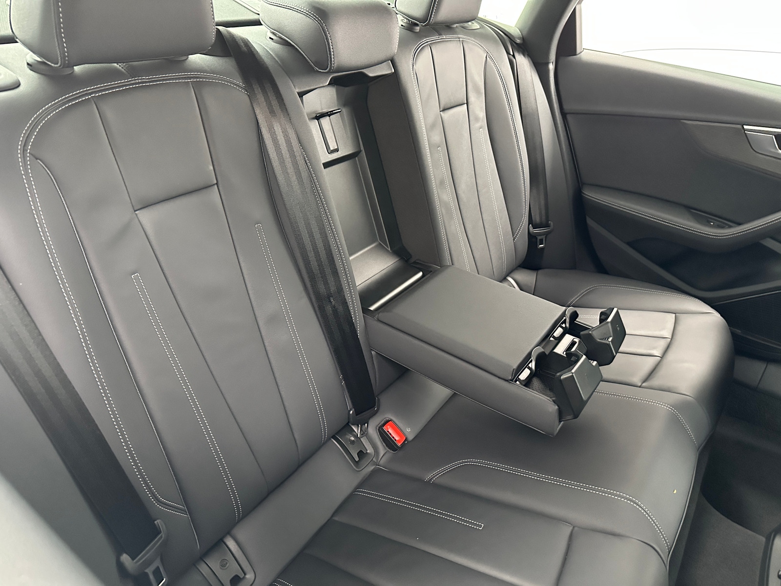 Thumbnail: 2021 Audi A4 - 5