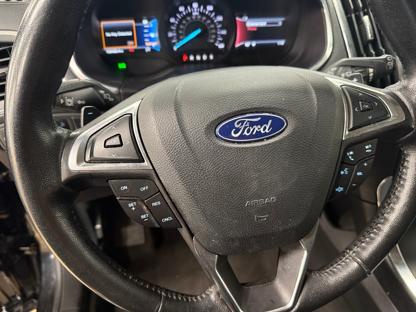 Thumbnail: 2019 Ford Edge - 4