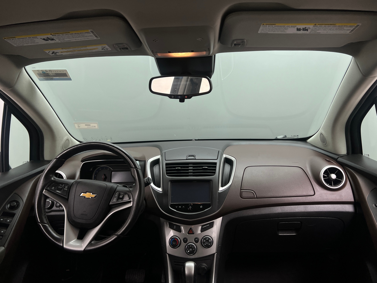 Thumbnail: 2016 Chevrolet Trax - 3