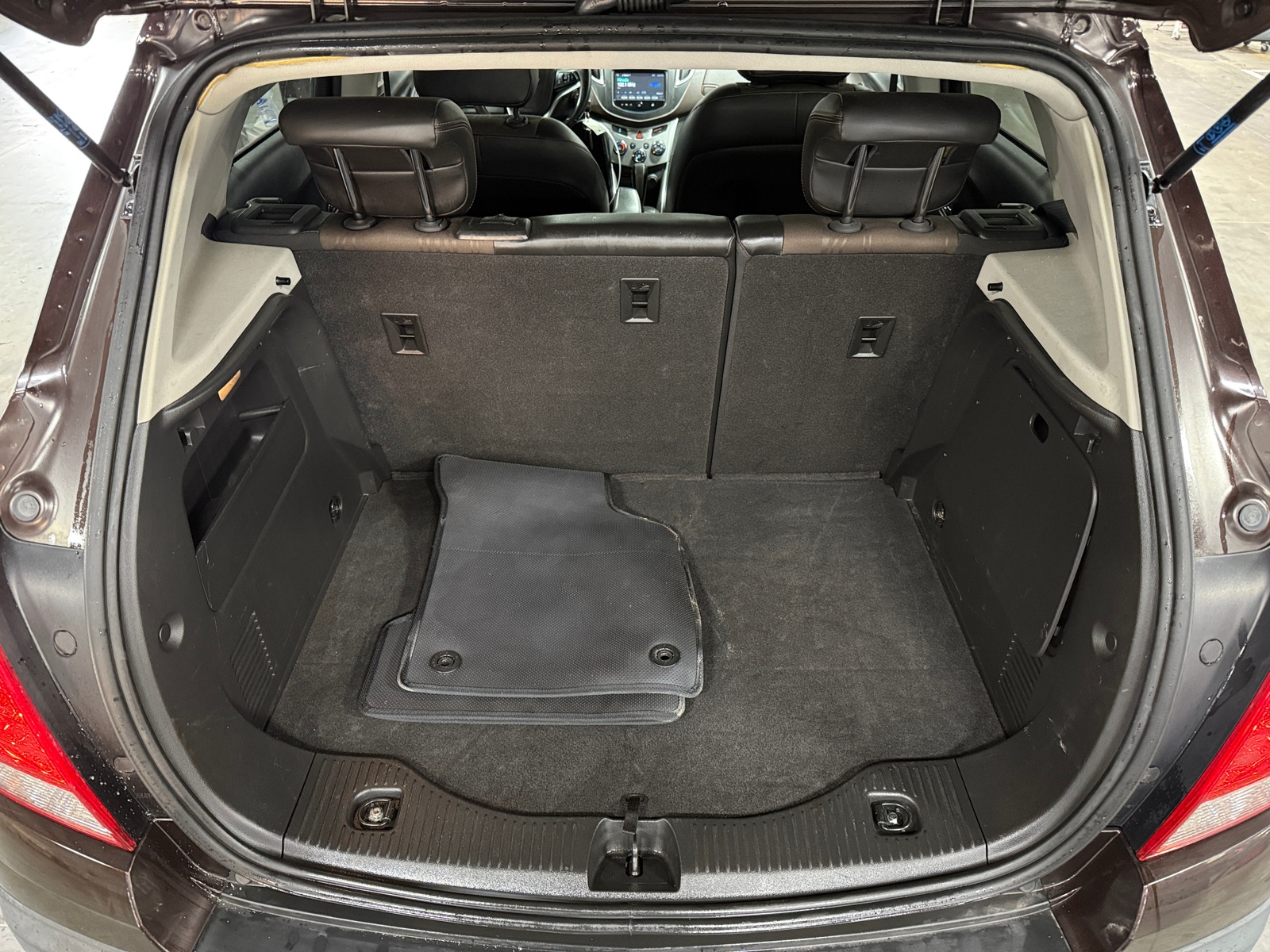 Thumbnail: 2016 Chevrolet Trax - 7