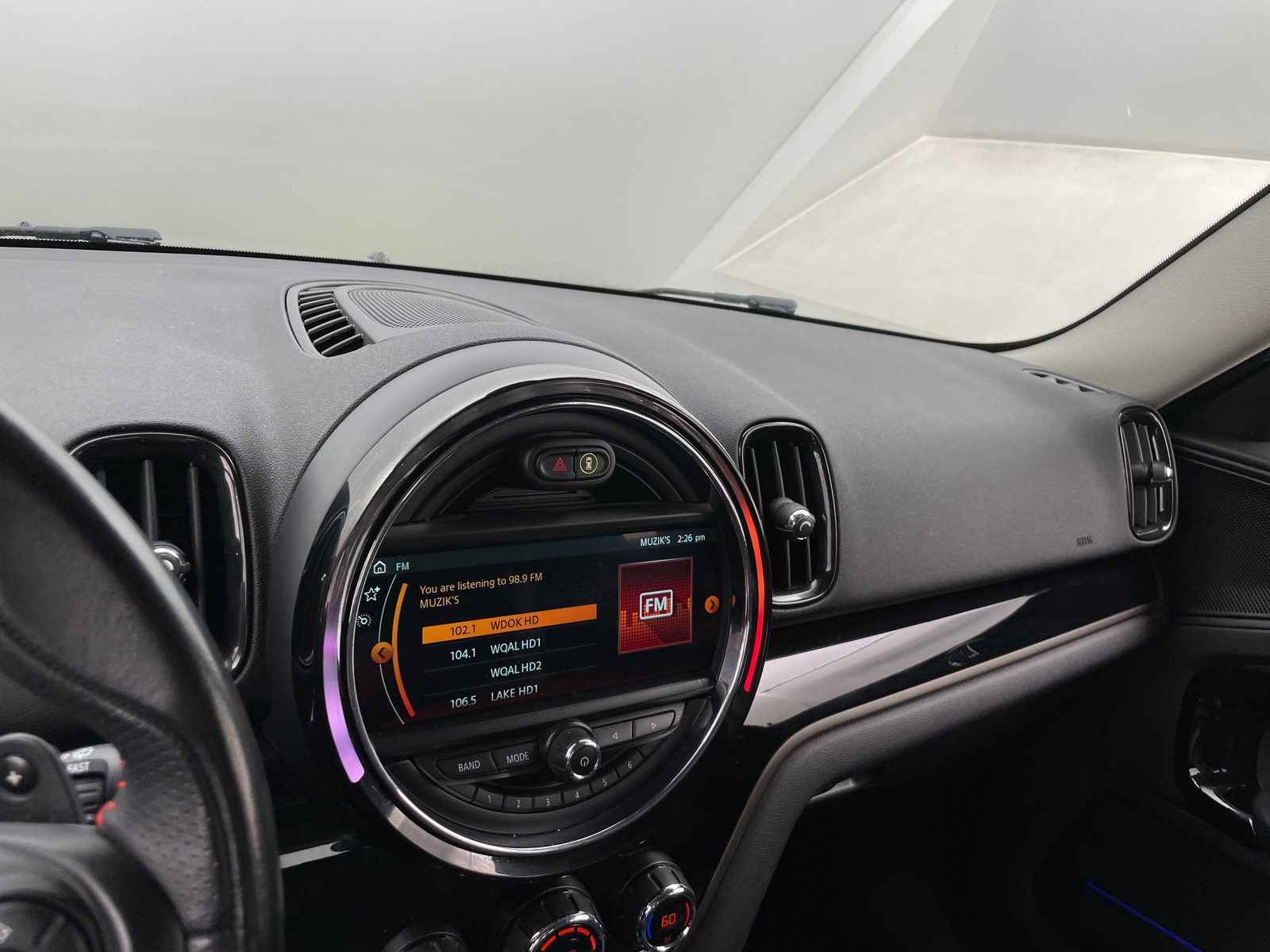 Thumbnail: 2019 MINI Cooper Countryman - 3