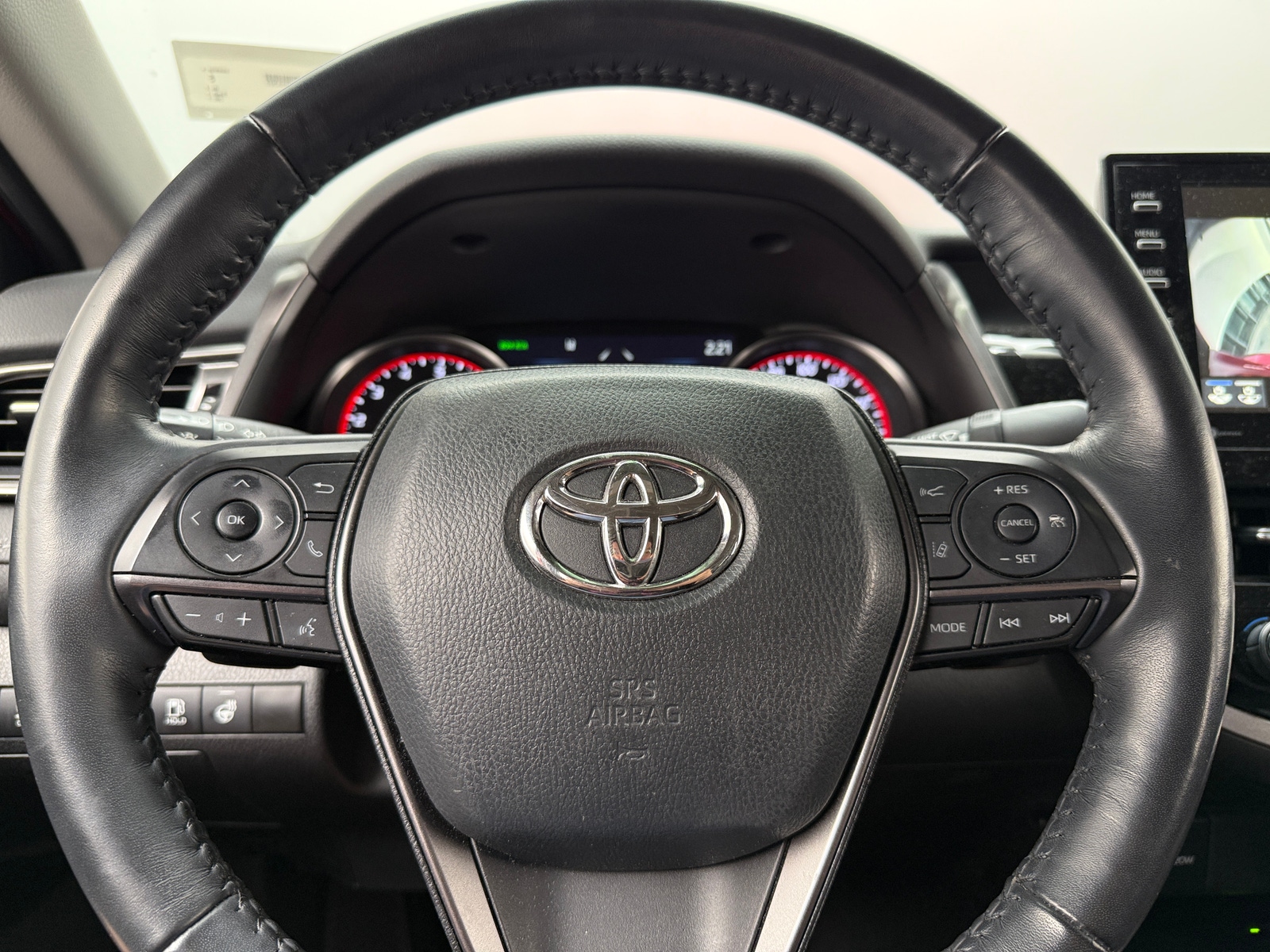 Thumbnail: 2022 Toyota Camry - 4