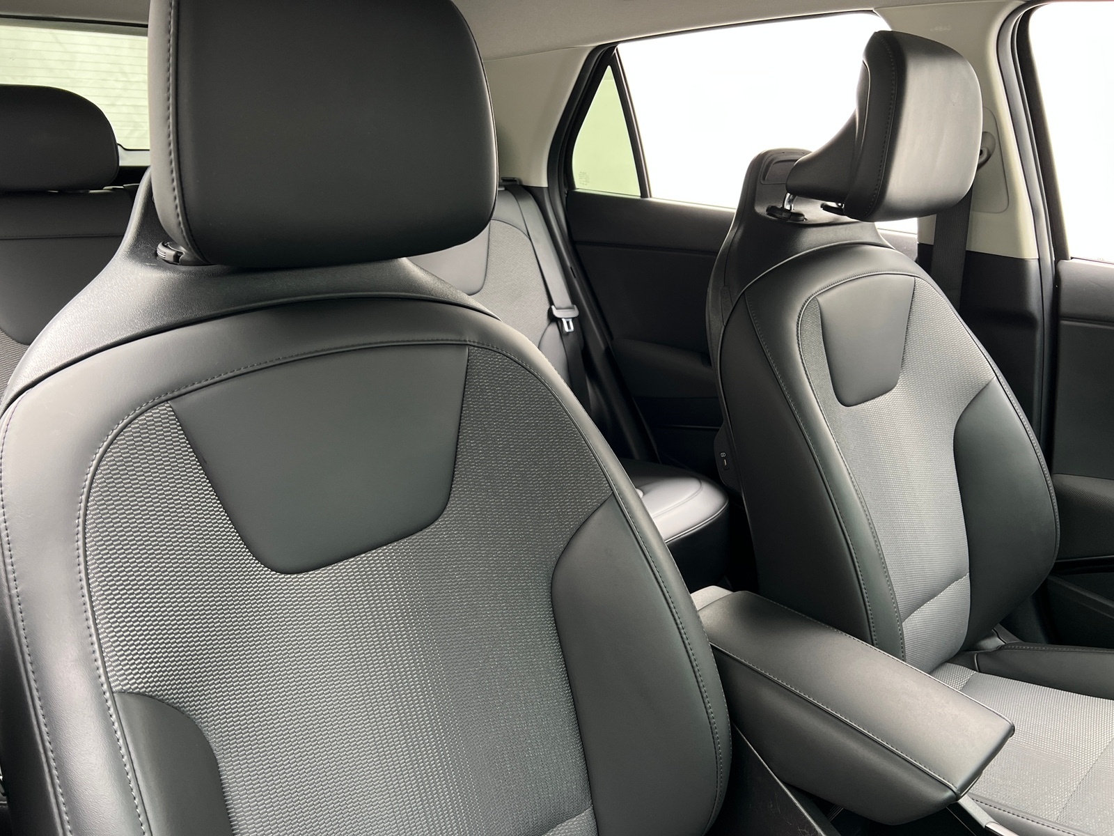 Thumbnail: 2024 Kia Niro - 2