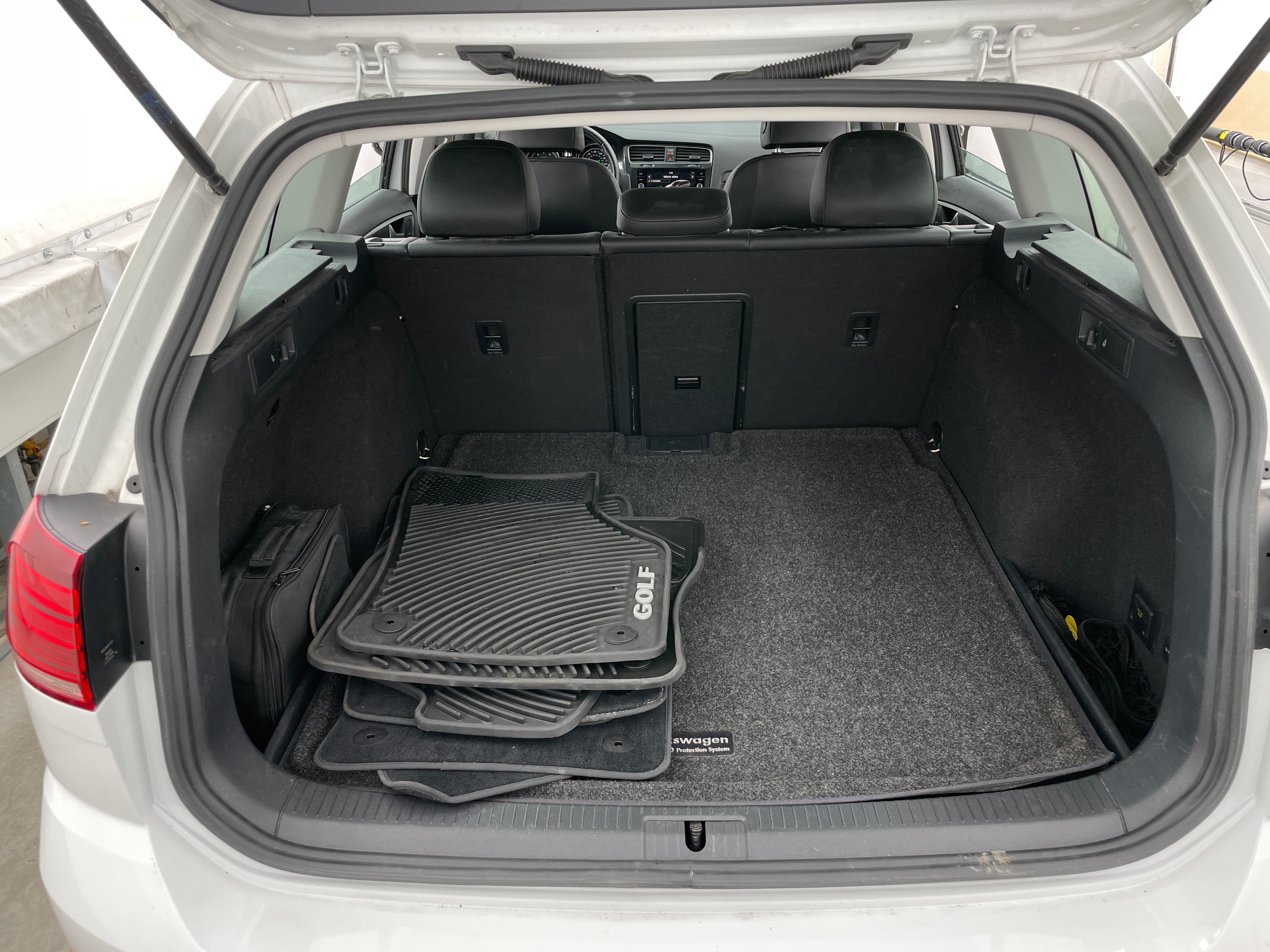 2018 Volkswagen Golf SportWagen