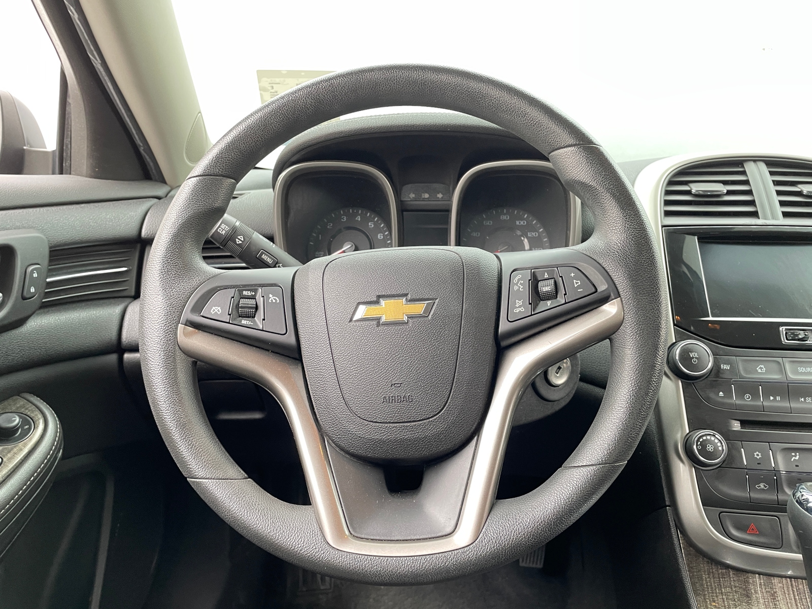 Thumbnail: 2014 Chevrolet Malibu - 5