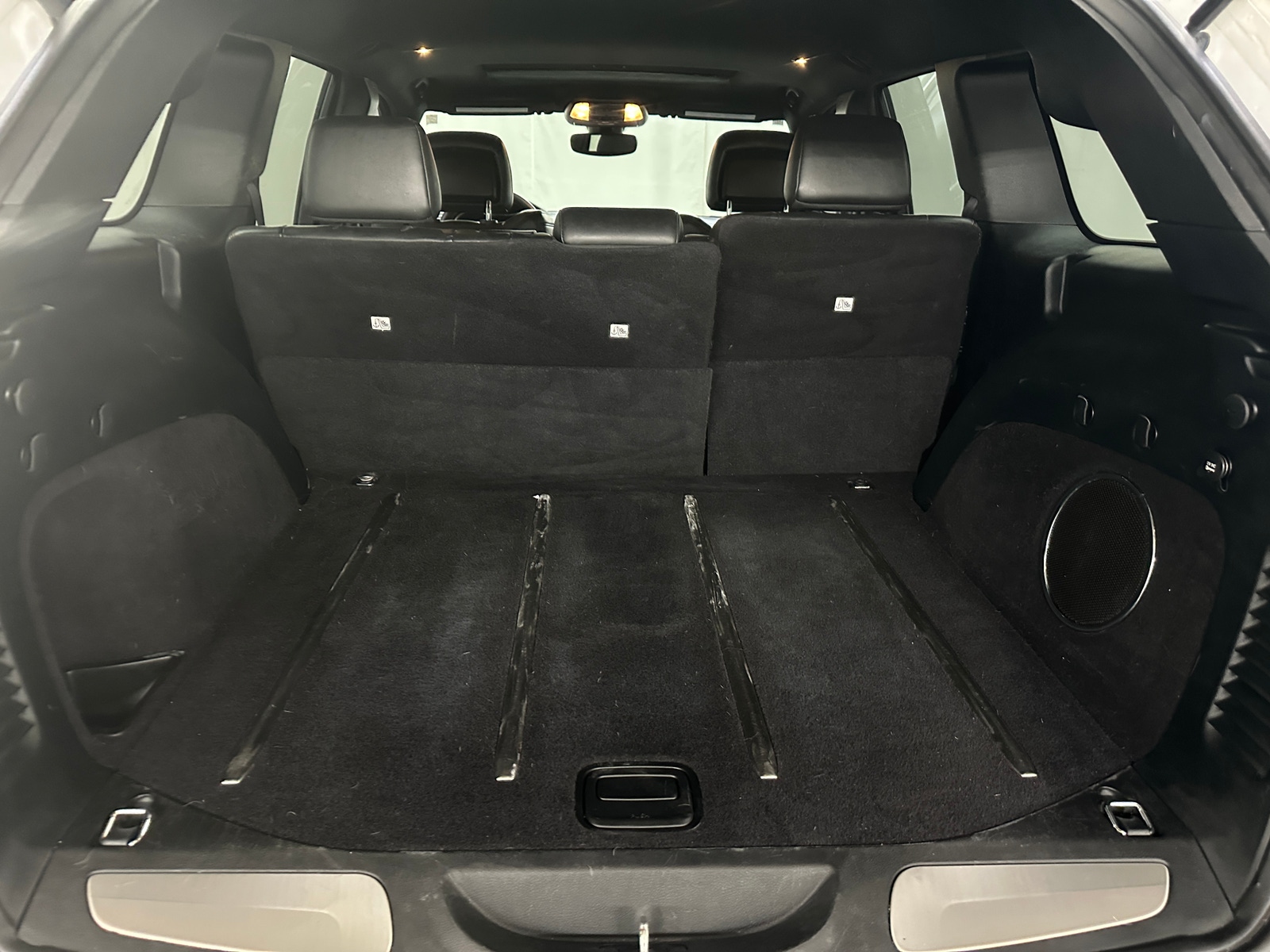 Thumbnail: 2017 Jeep Grand Cherokee - 6