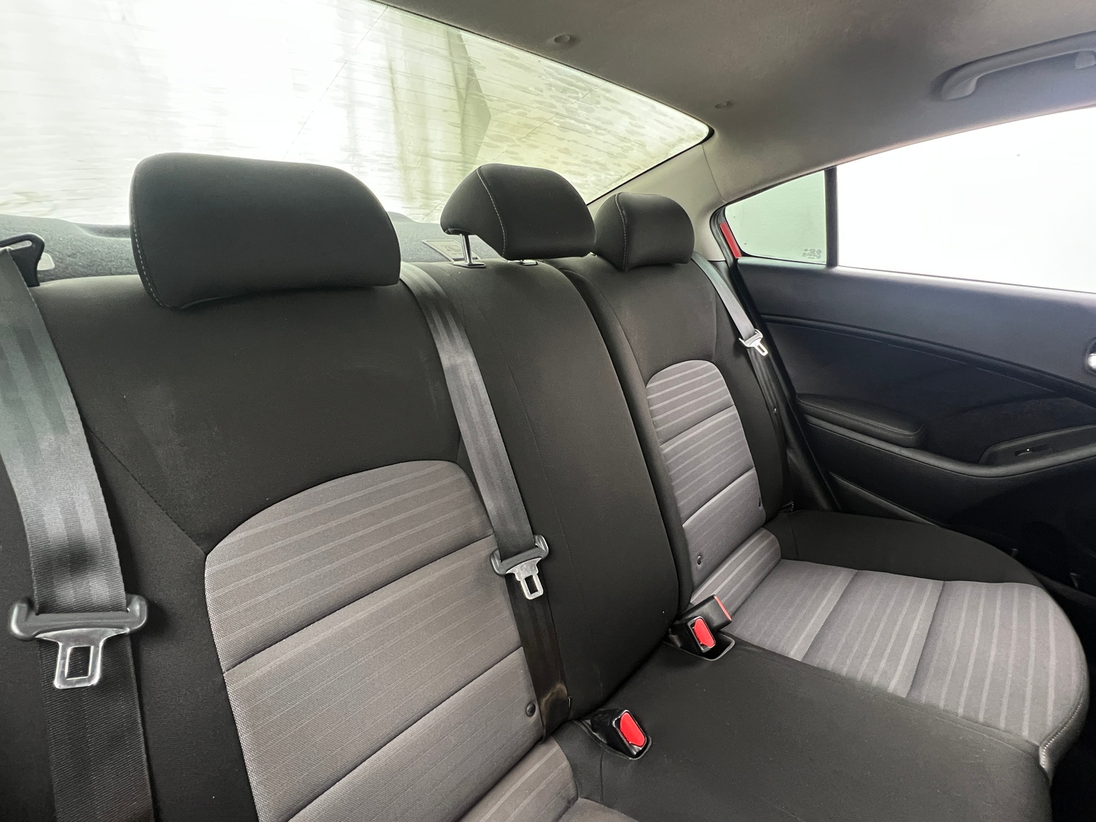 Thumbnail: 2018 Kia Forte - 6