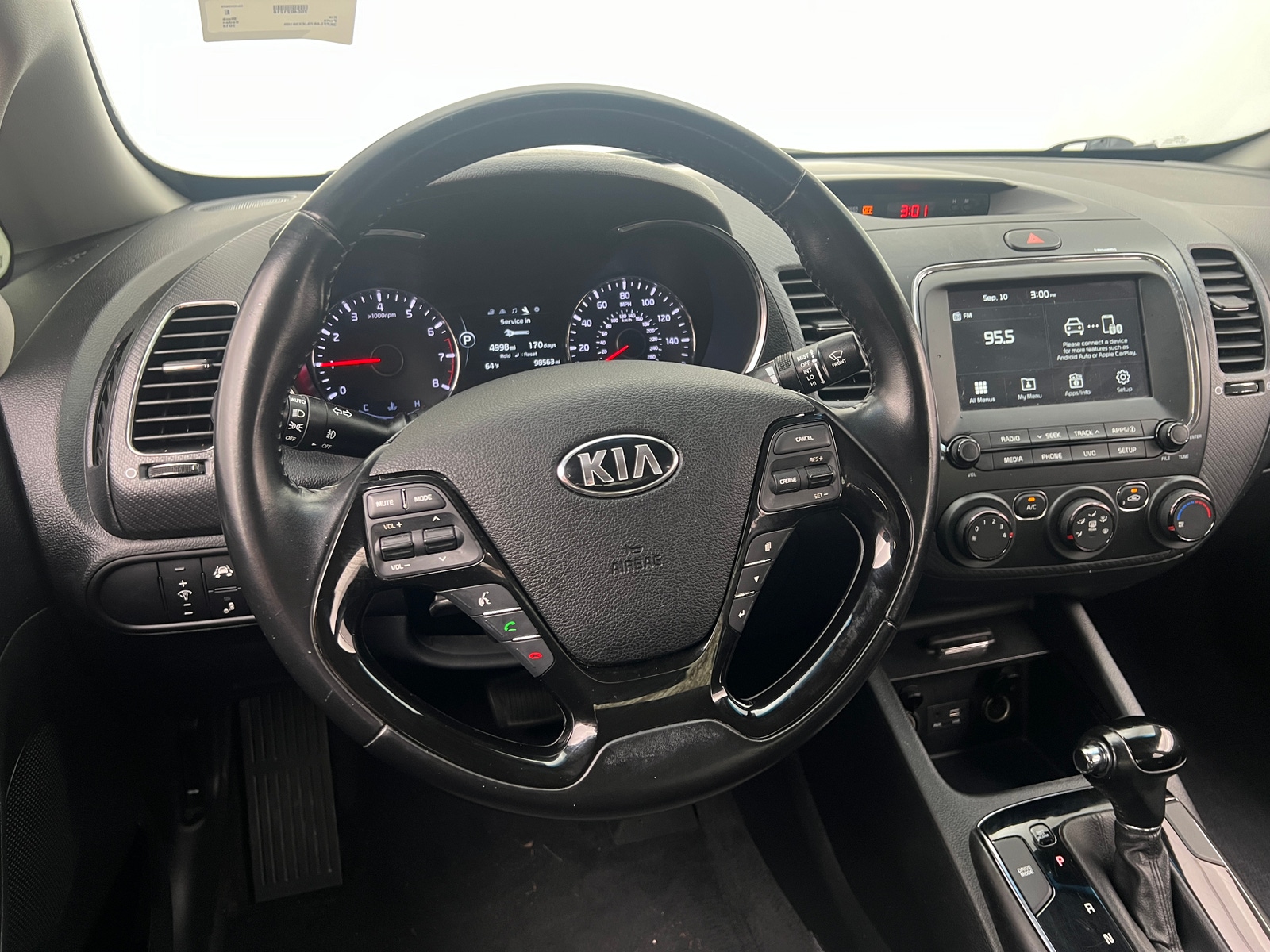 Thumbnail: 2018 Kia Forte - 5