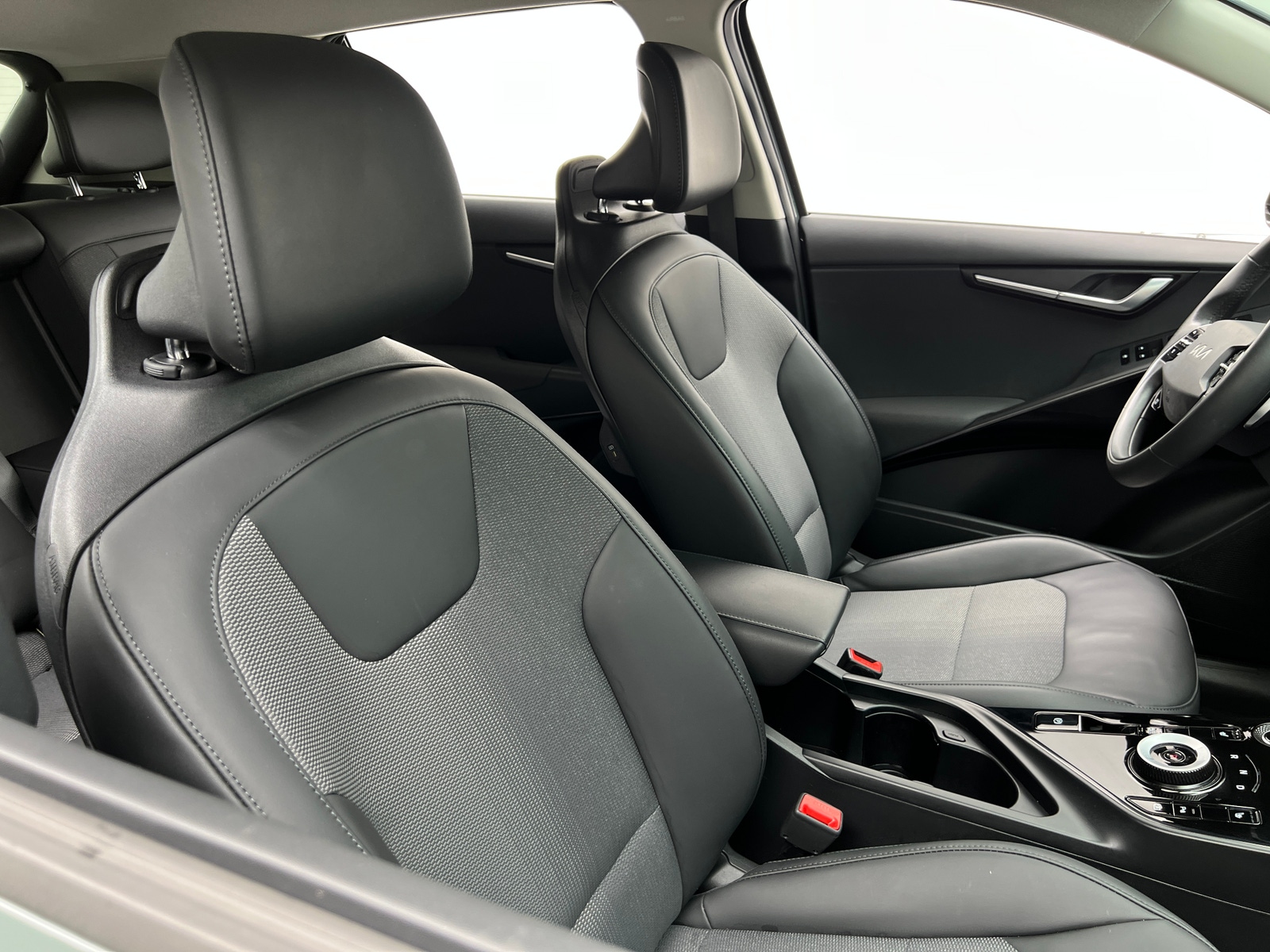 Thumbnail: 2024 Kia Niro - 2