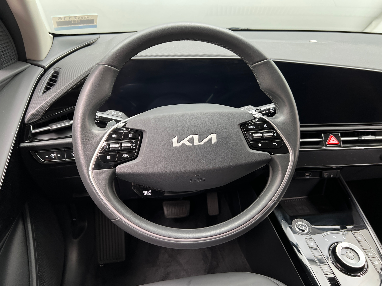 Thumbnail: 2024 Kia Niro - 5
