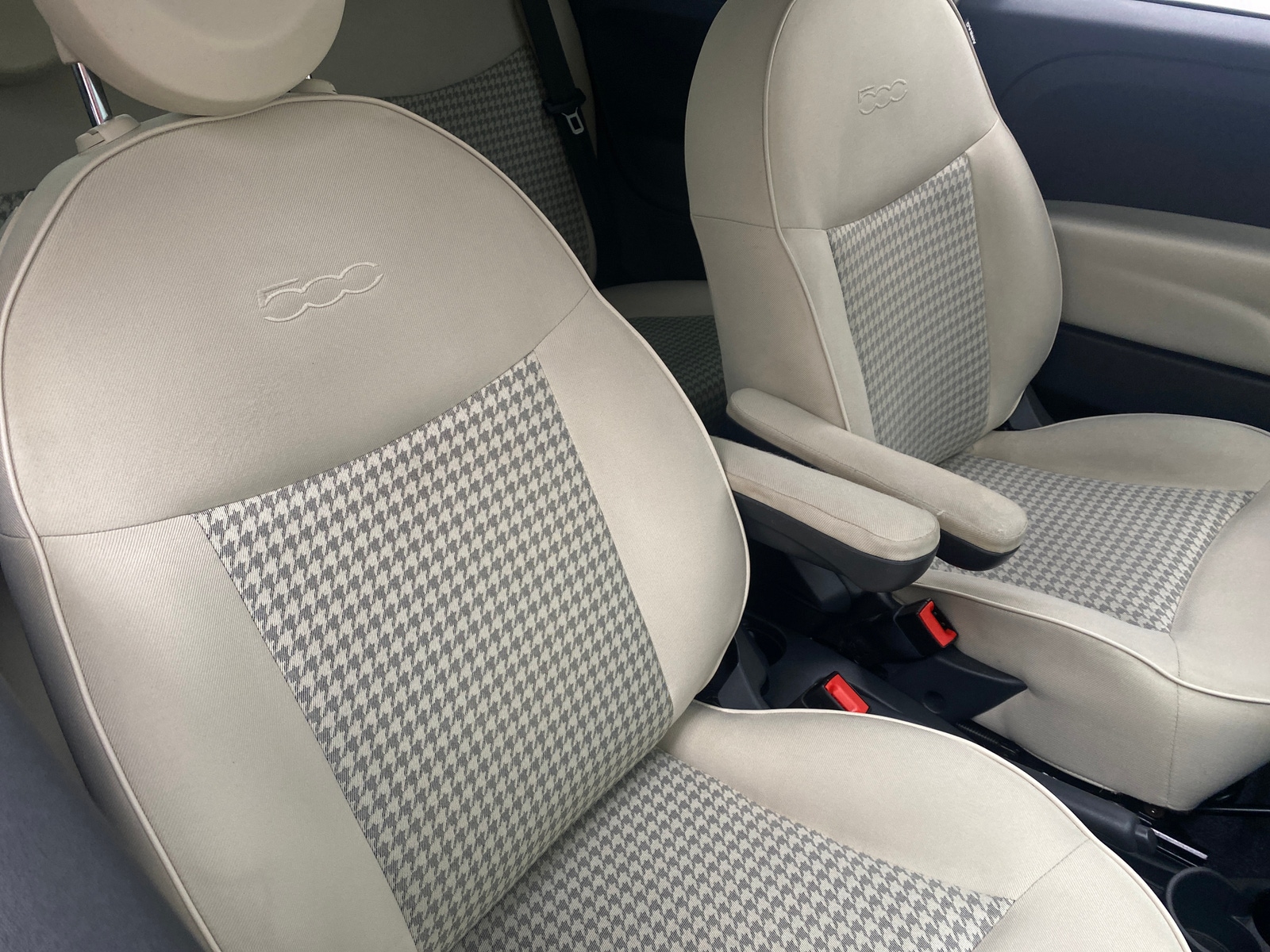 Thumbnail: 2019 Fiat 500 - 2