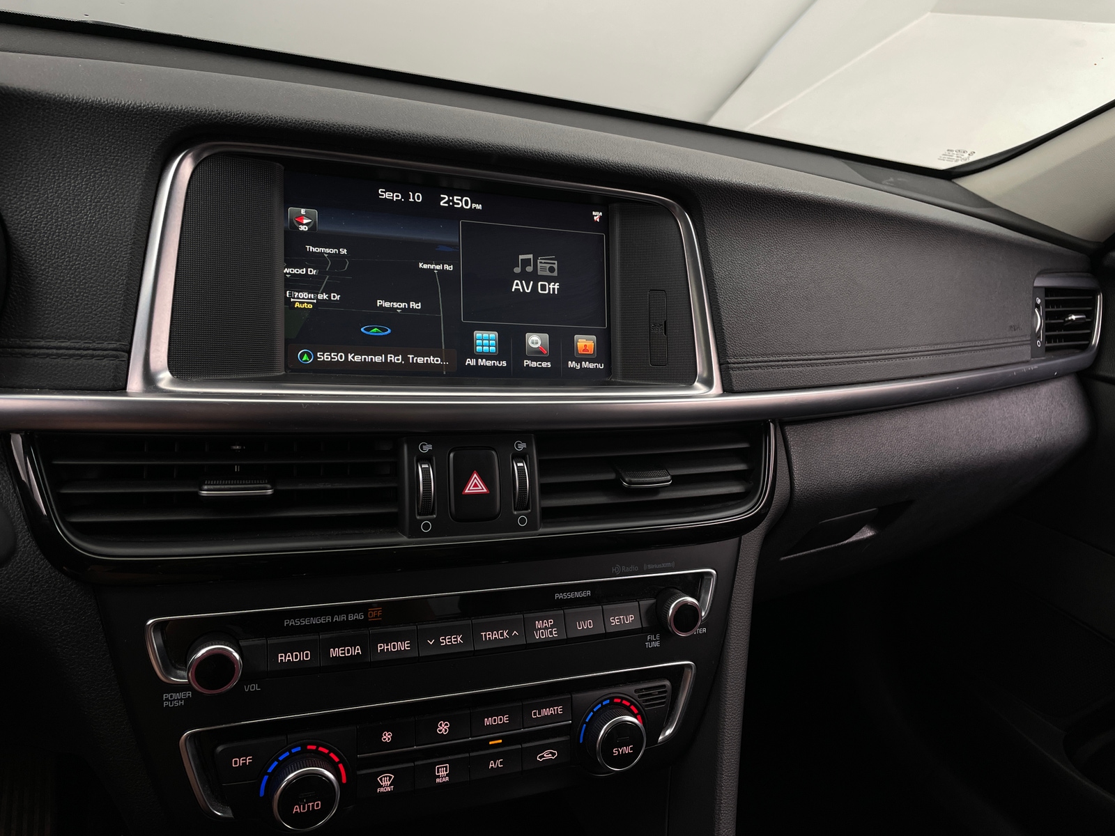 Thumbnail: 2016 Kia Optima - 3
