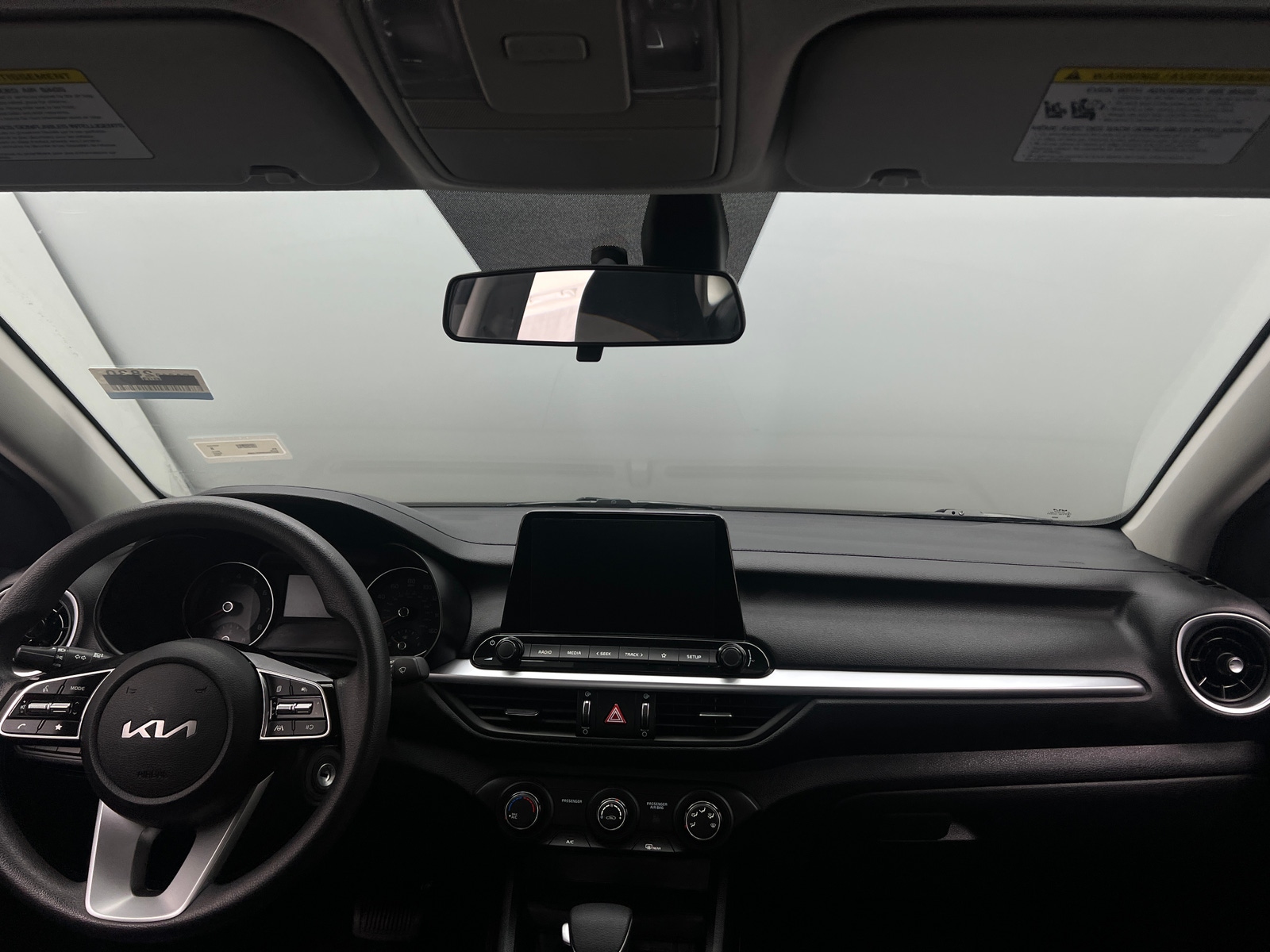 Thumbnail: 2024 Kia Forte - 3