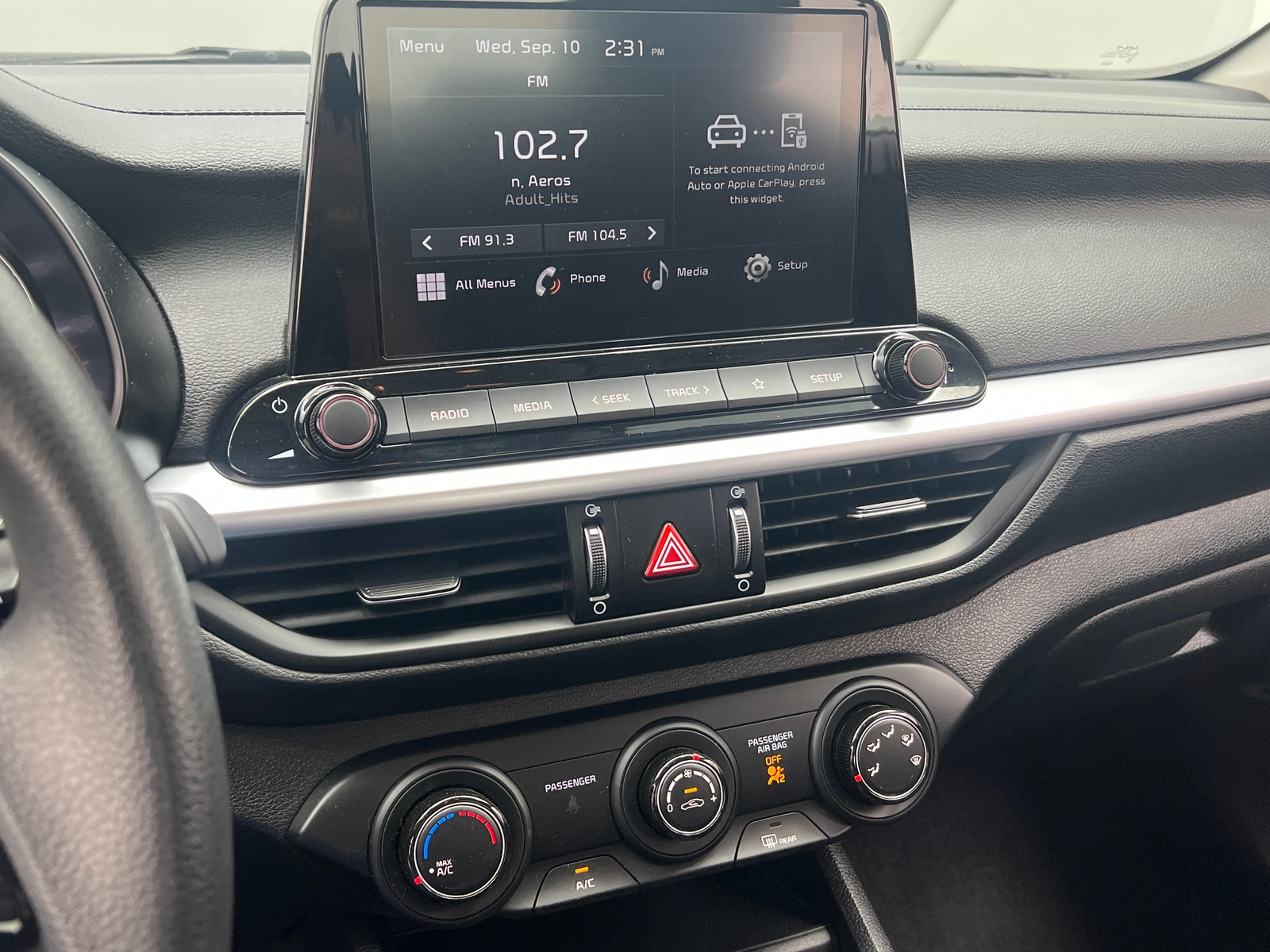 Thumbnail: 2024 Kia Forte - 4
