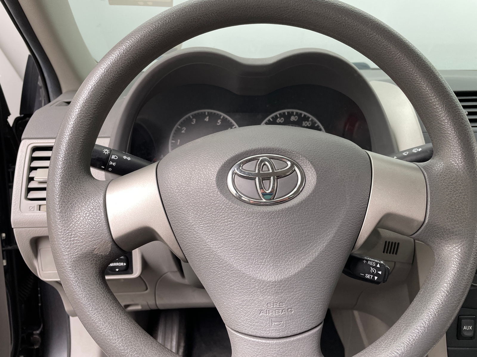 Thumbnail: 2010 Toyota Corolla - 5