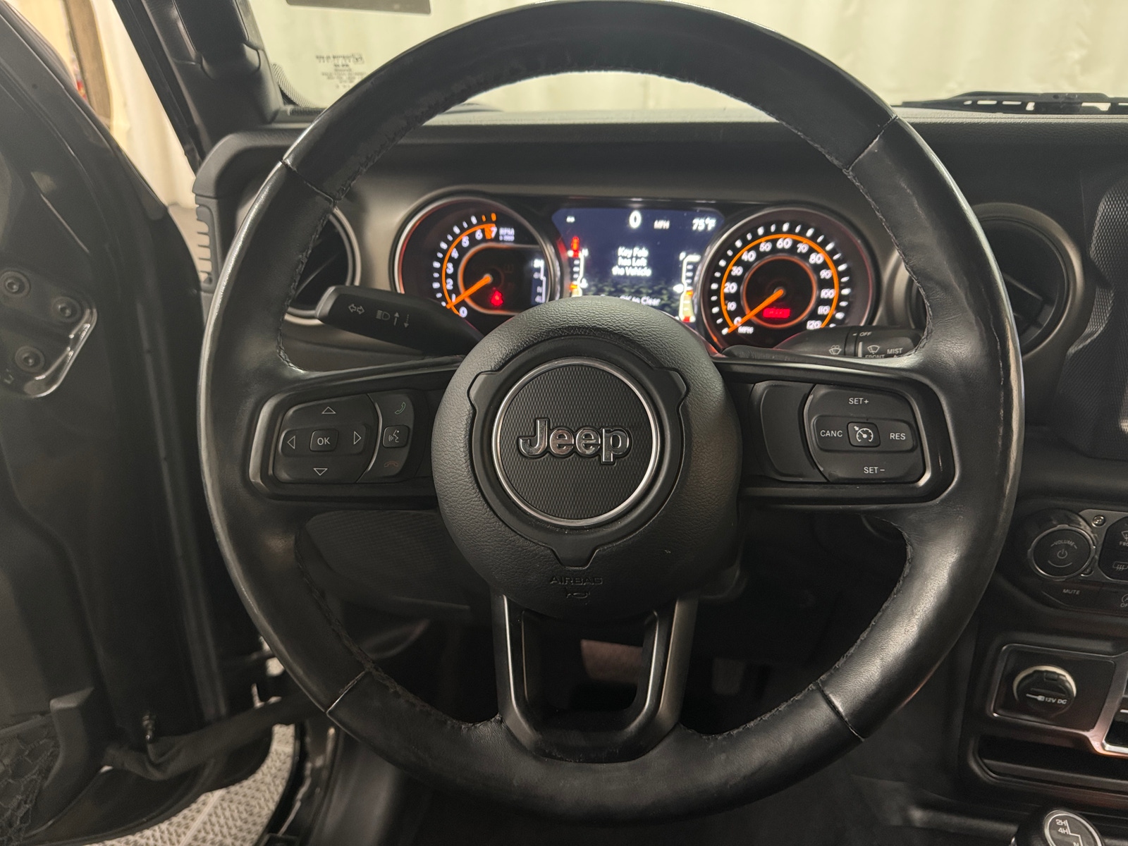 Thumbnail: 2018 Jeep Wrangler - 5