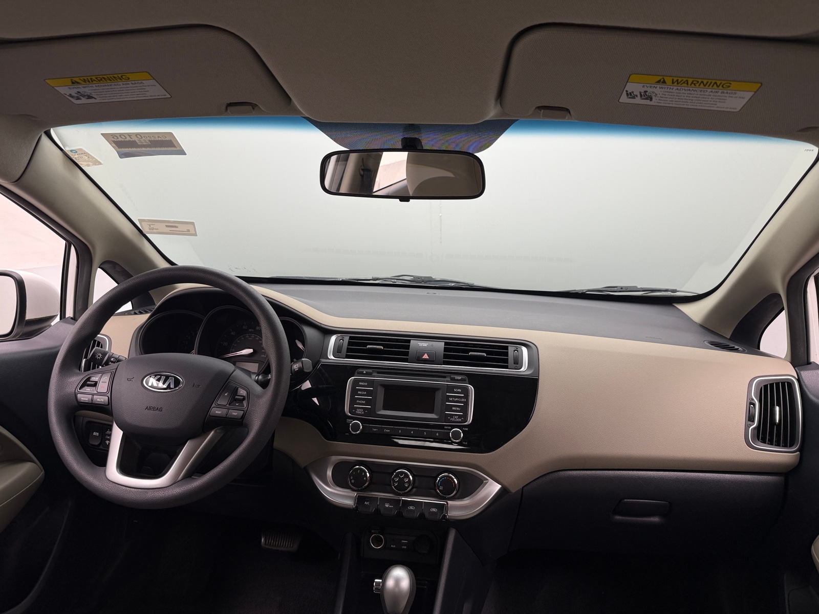 Thumbnail: 2016 Kia Rio - 3