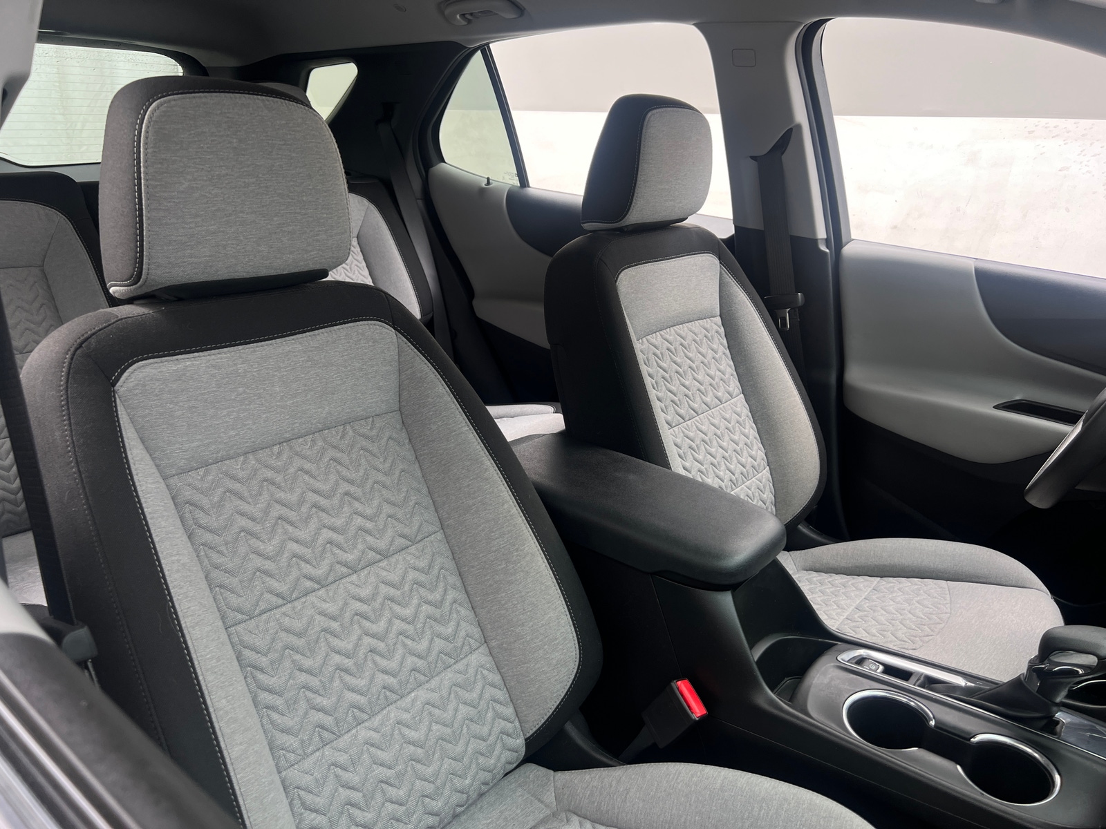 Thumbnail: 2023 Chevrolet Equinox - 2