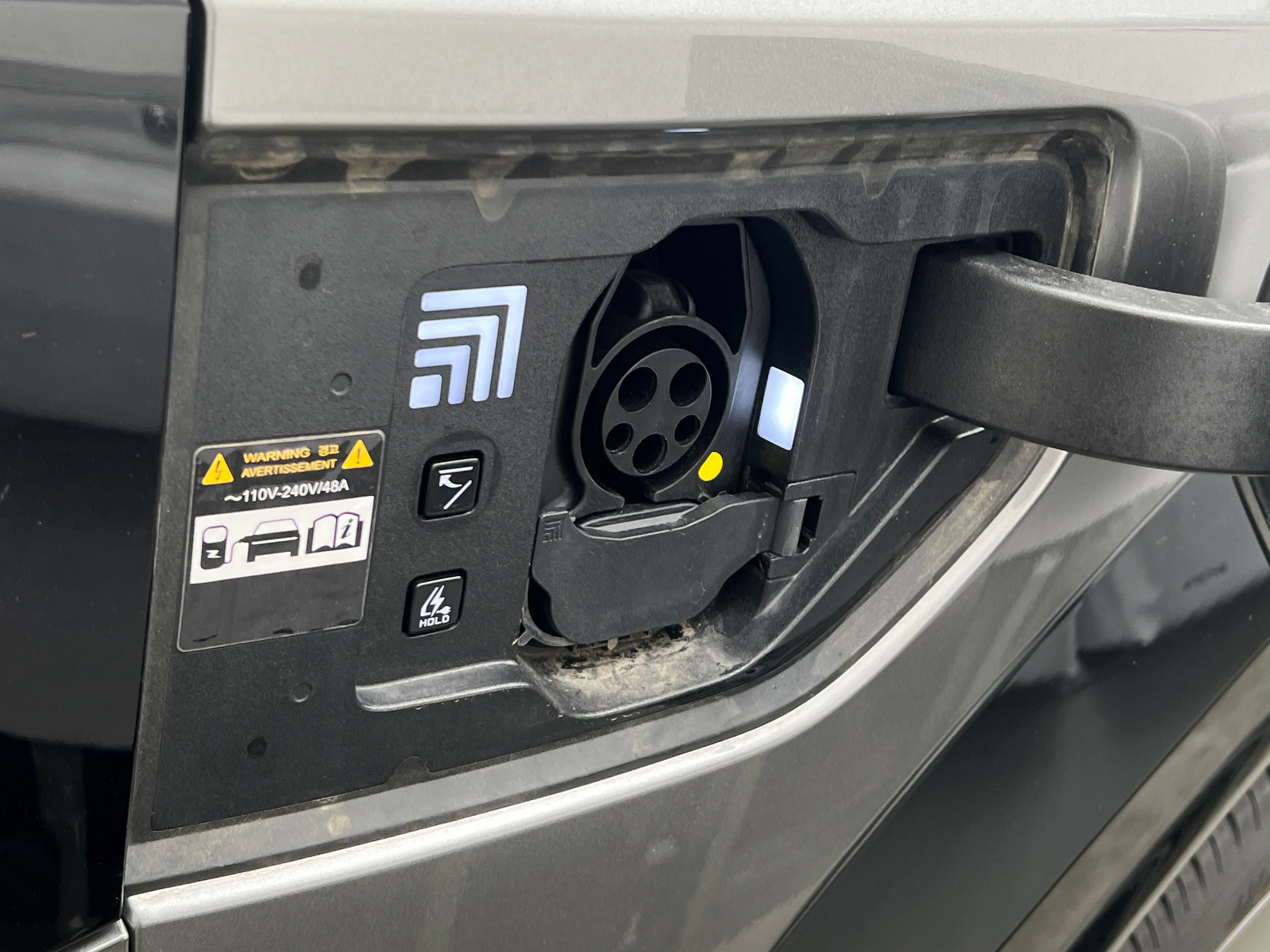 Used 2024 Kia Ev9 GT-Line with VIN KNDAEFS56R6026842 for sale in Oak Creek, WI