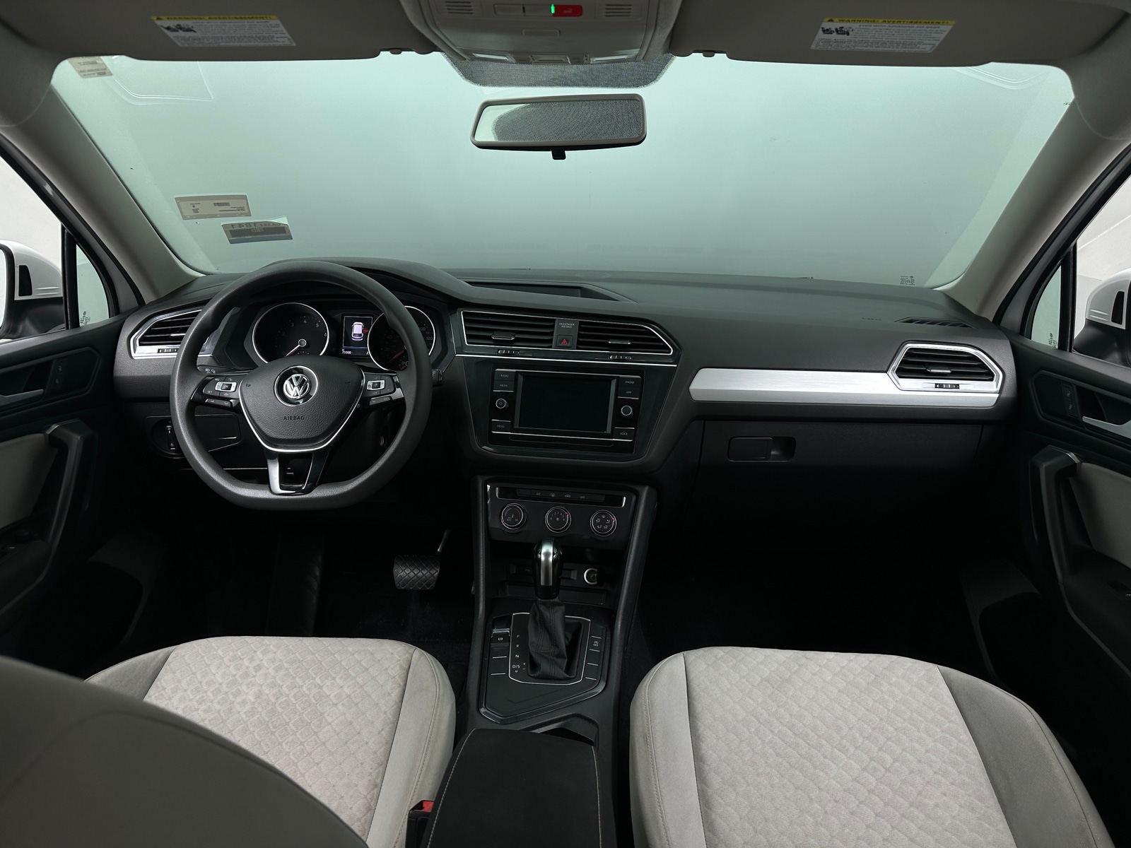 Thumbnail: 2021 Volkswagen Tiguan - 3