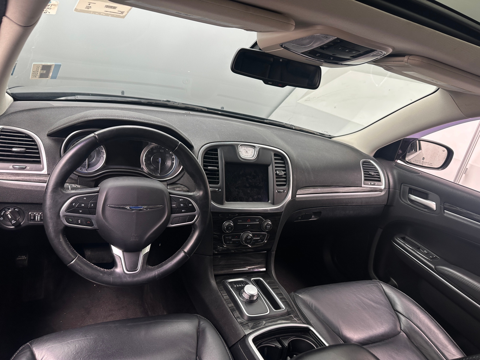 Thumbnail: 2017 Chrysler 300 - 2