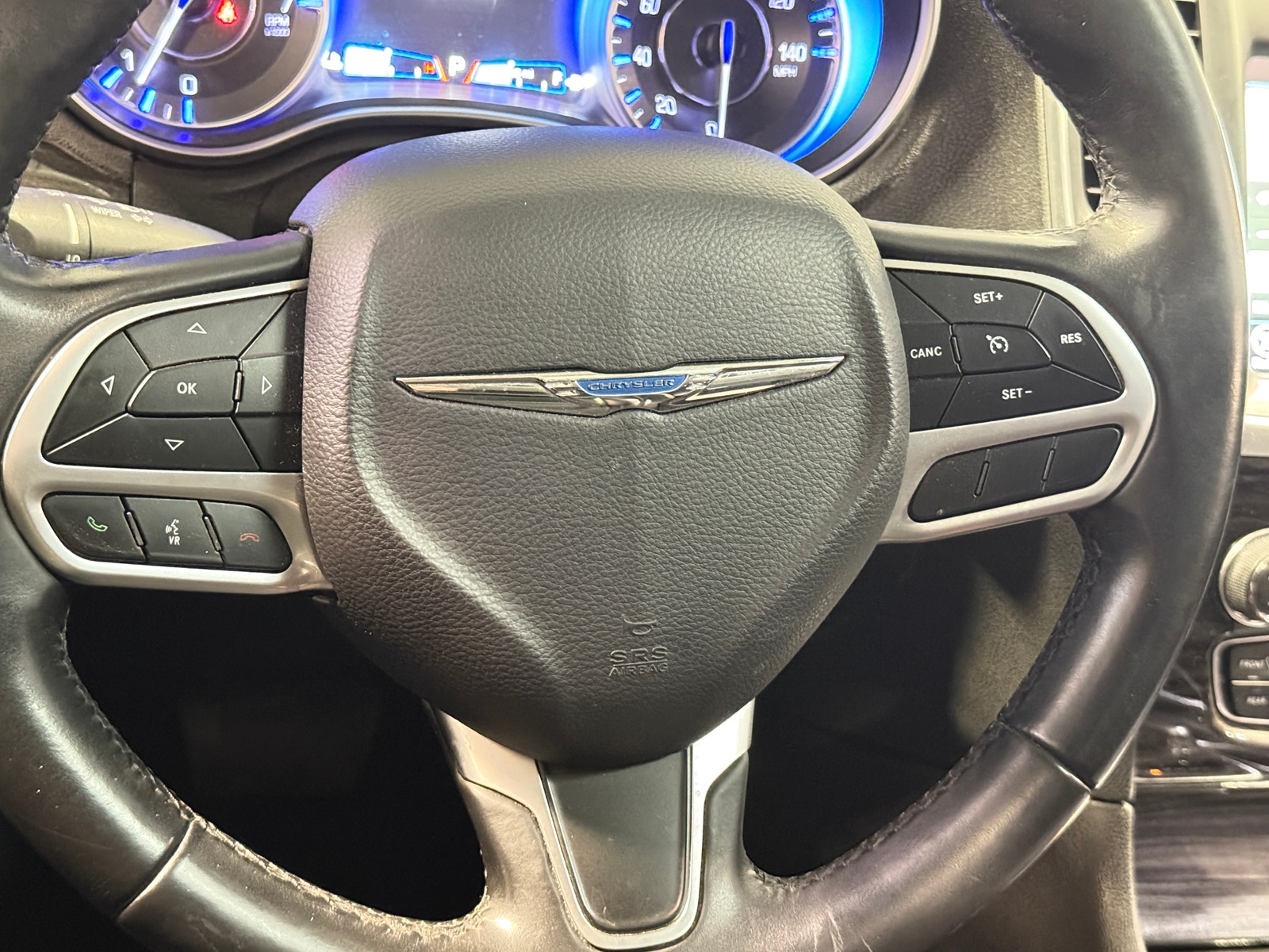Thumbnail: 2017 Chrysler 300 - 4