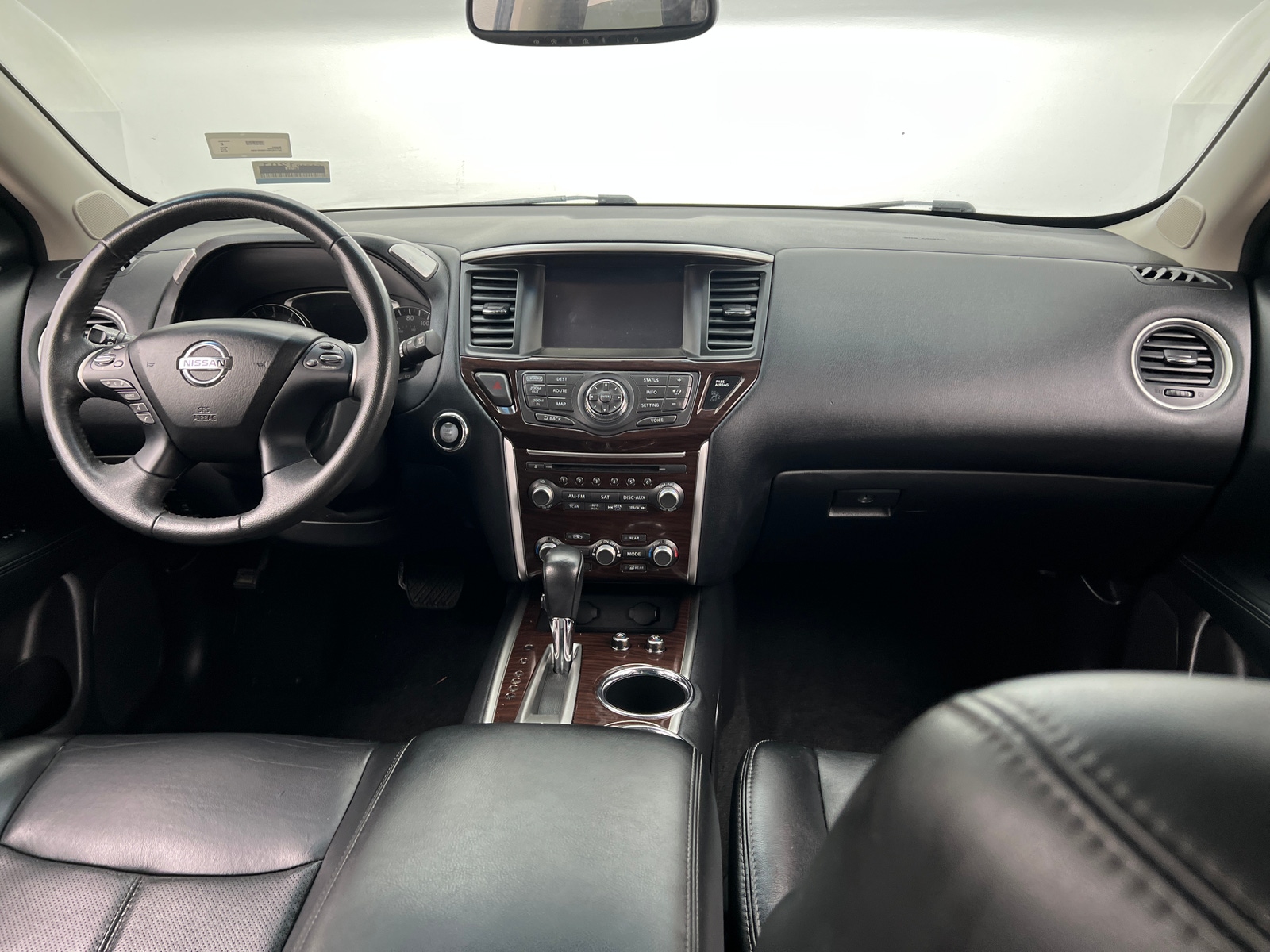 Thumbnail: 2016 Nissan Pathfinder - 2