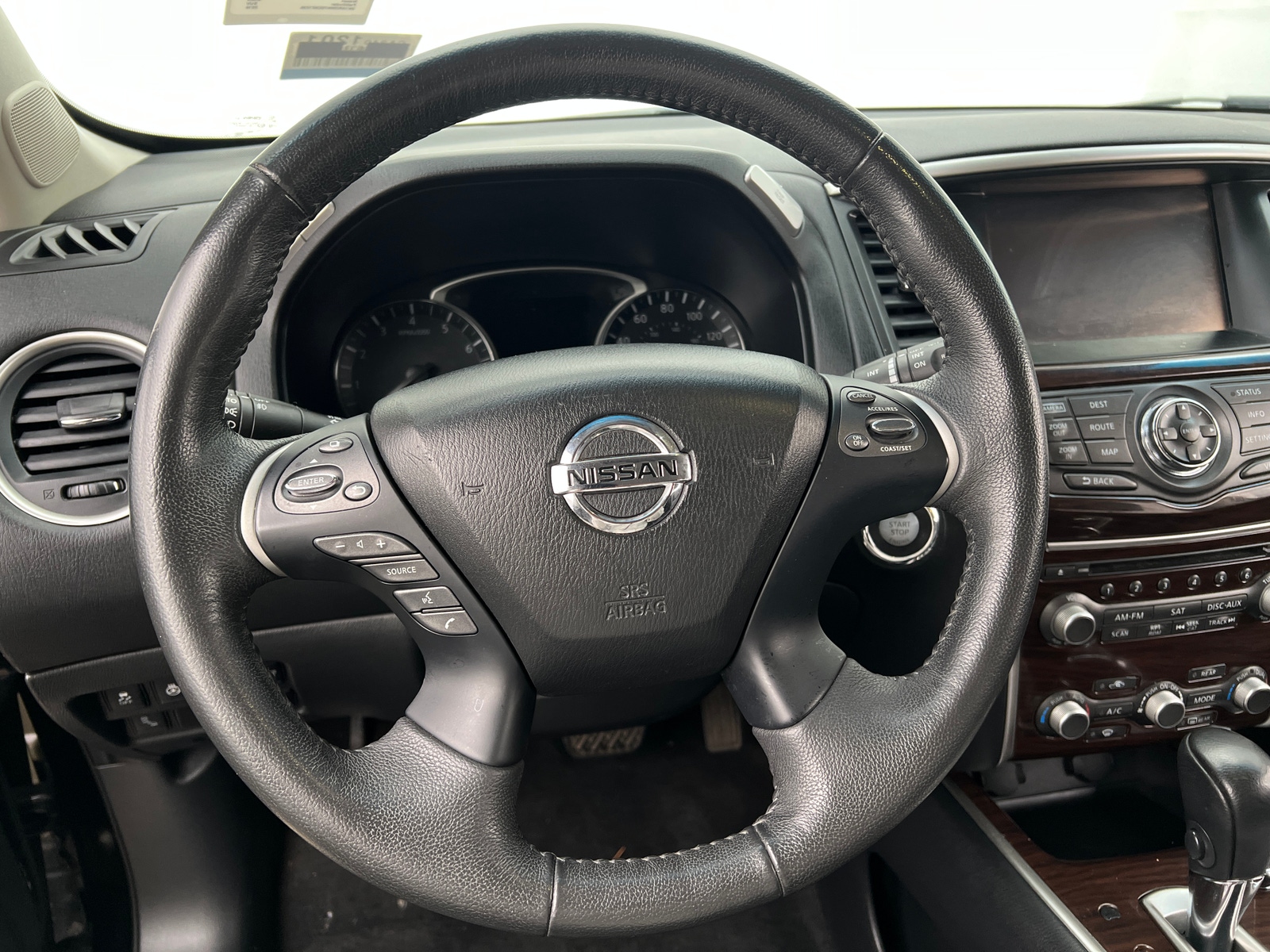 Thumbnail: 2016 Nissan Pathfinder - 4