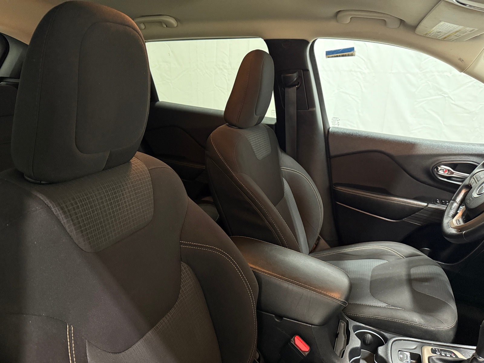 Thumbnail: 2016 Jeep Cherokee - 2