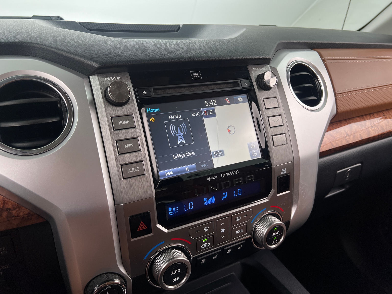 Thumbnail: 2018 Toyota Tundra - 3