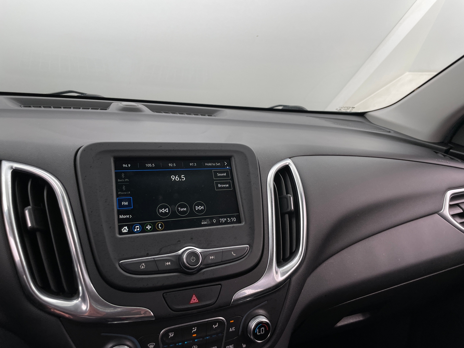 Thumbnail: 2019 Chevrolet Equinox - 4