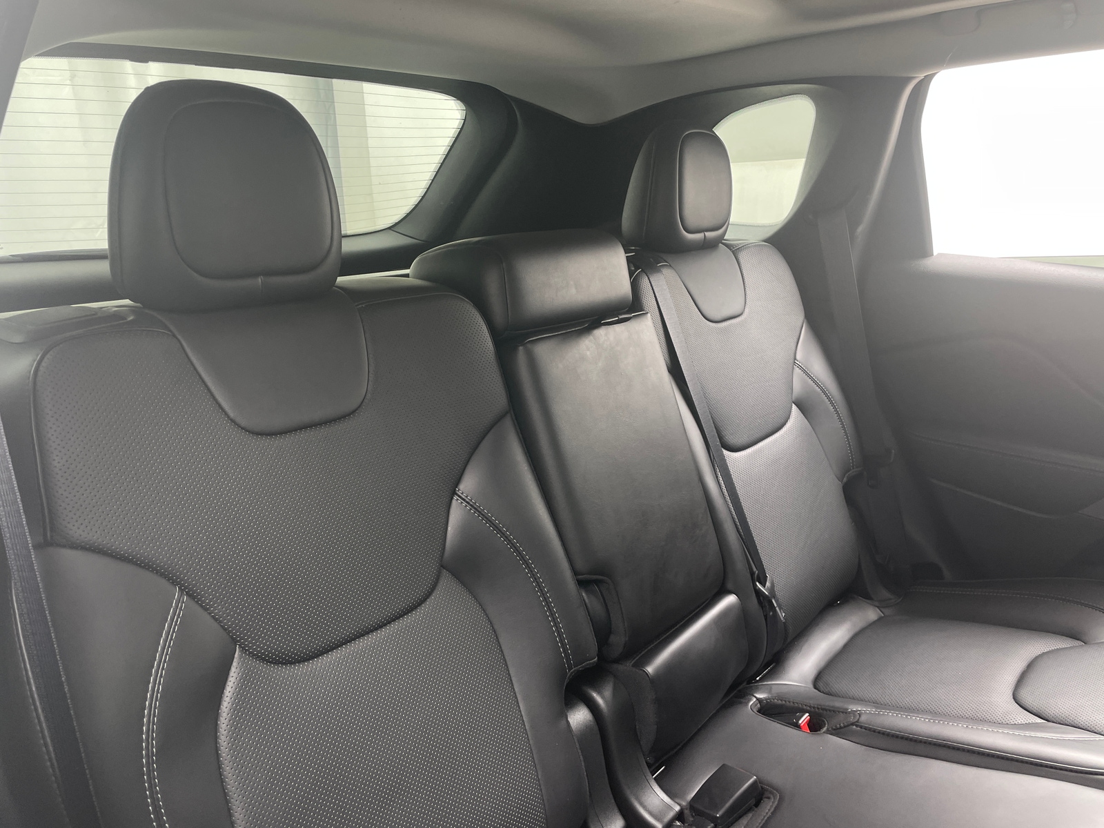 Thumbnail: 2020 Jeep Cherokee - 5