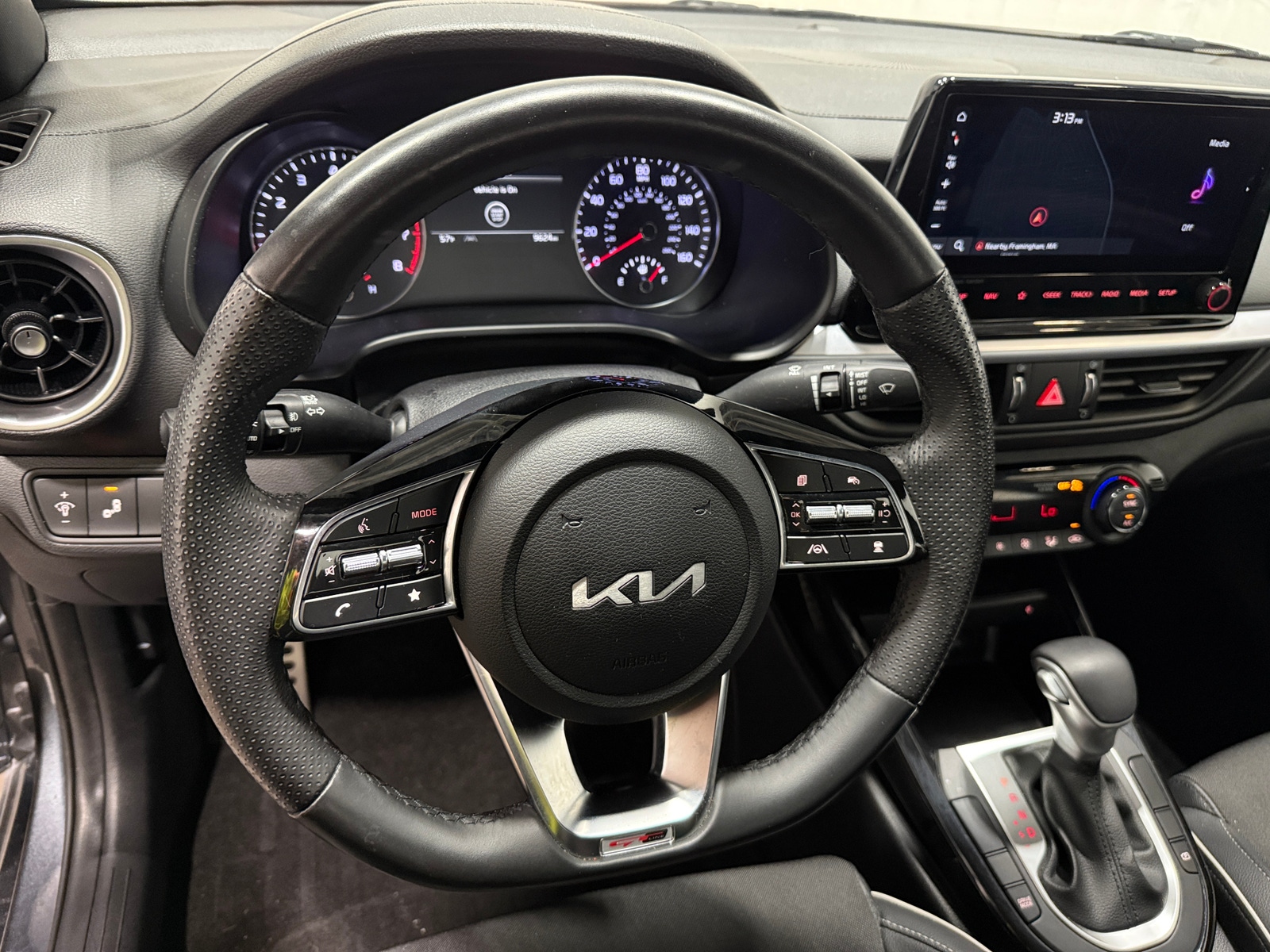 Thumbnail: 2023 Kia Forte - 4