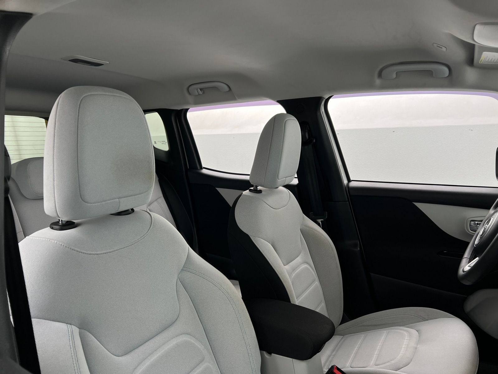 Thumbnail: 2018 Jeep Renegade - 2
