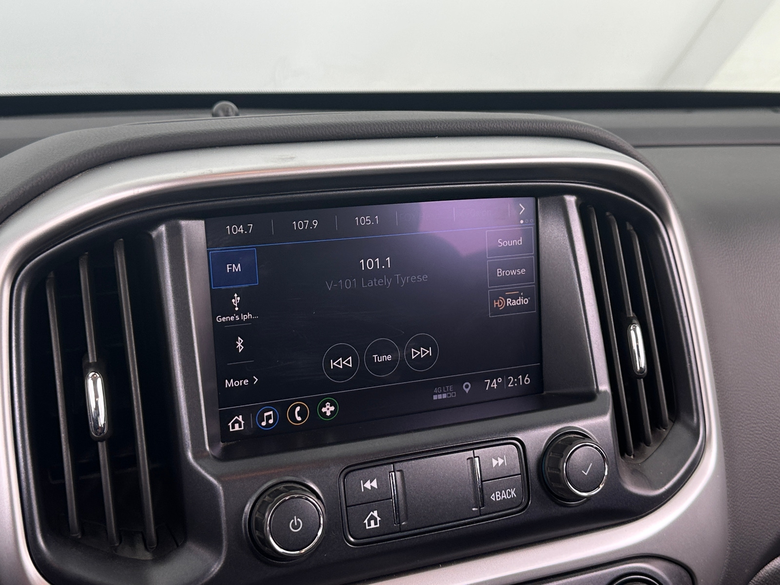 Thumbnail: 2019 Chevrolet Colorado - 4
