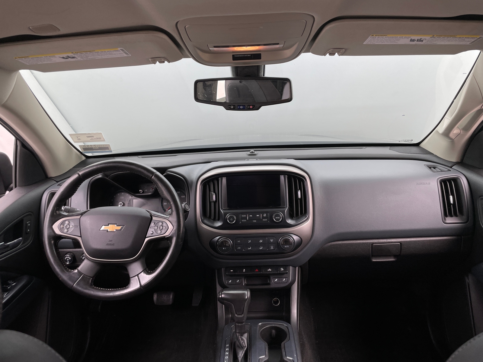 Thumbnail: 2018 Chevrolet Colorado - 3
