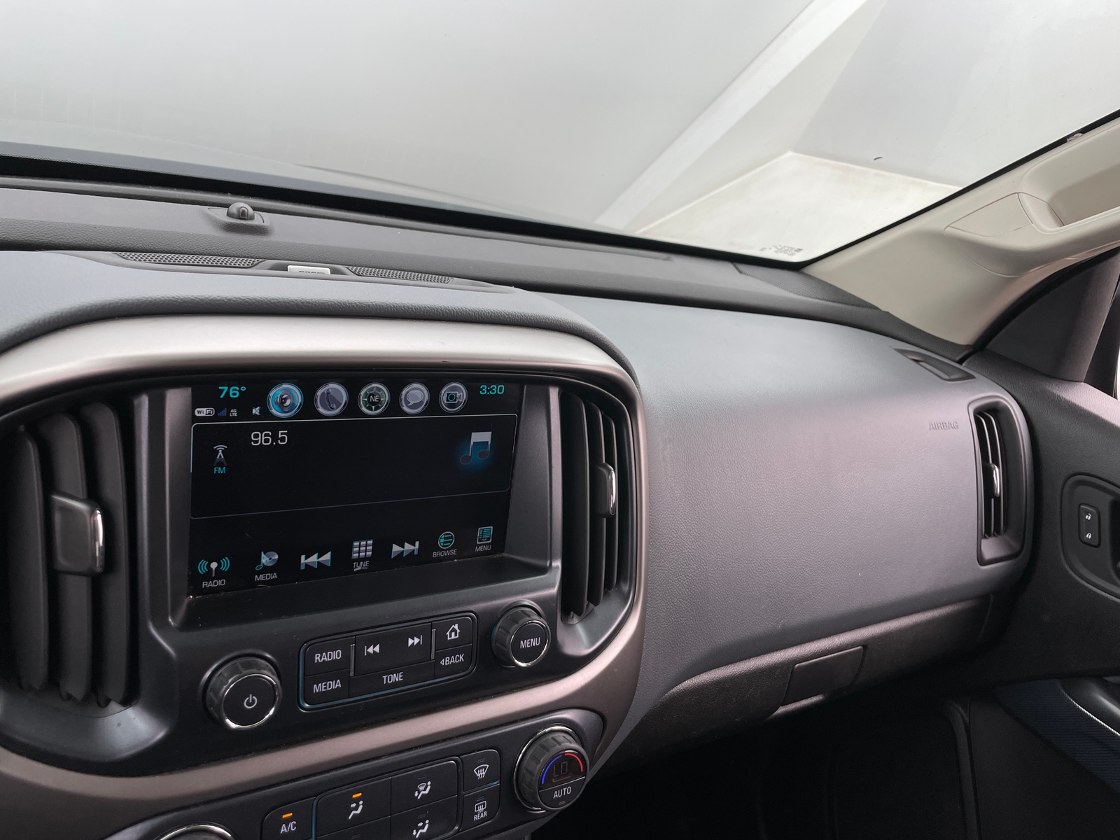 Thumbnail: 2018 Chevrolet Colorado - 4