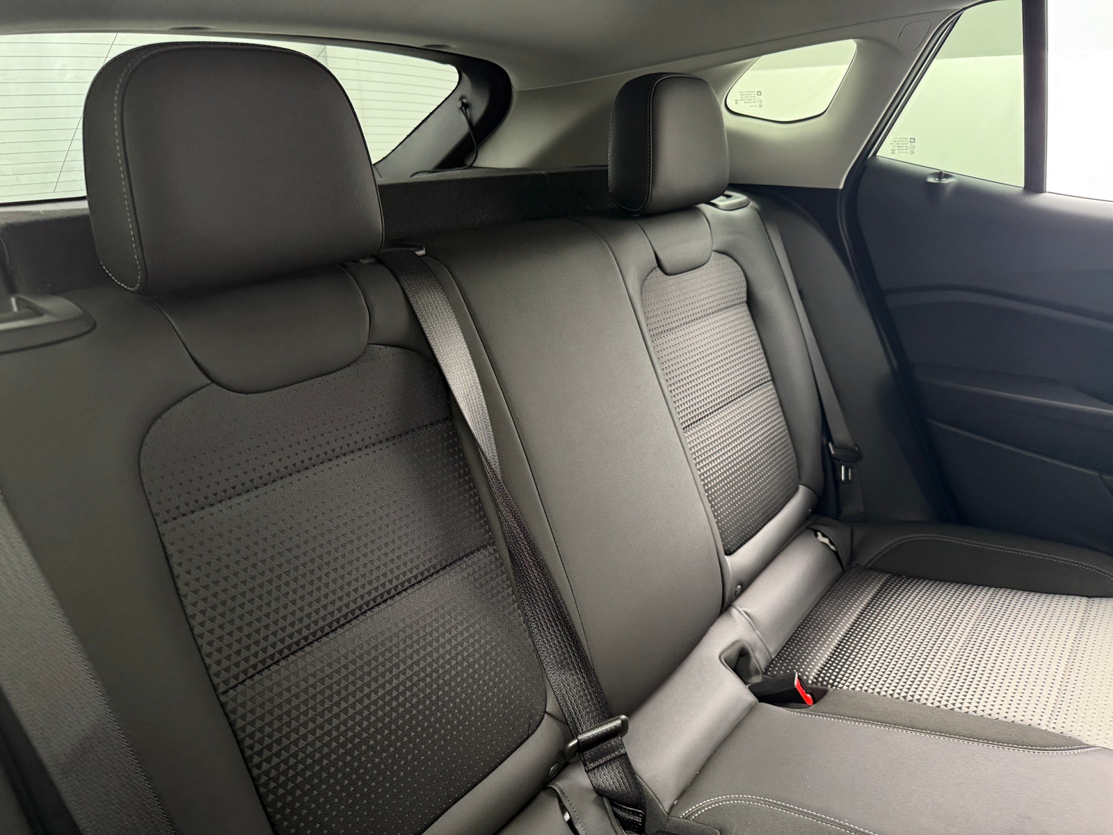 Thumbnail: 2025 Chevrolet Trax - 6