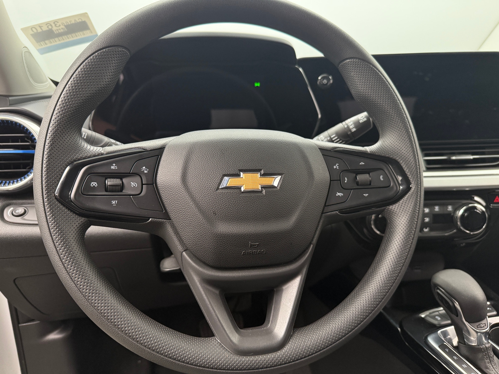 Thumbnail: 2025 Chevrolet Trax - 5