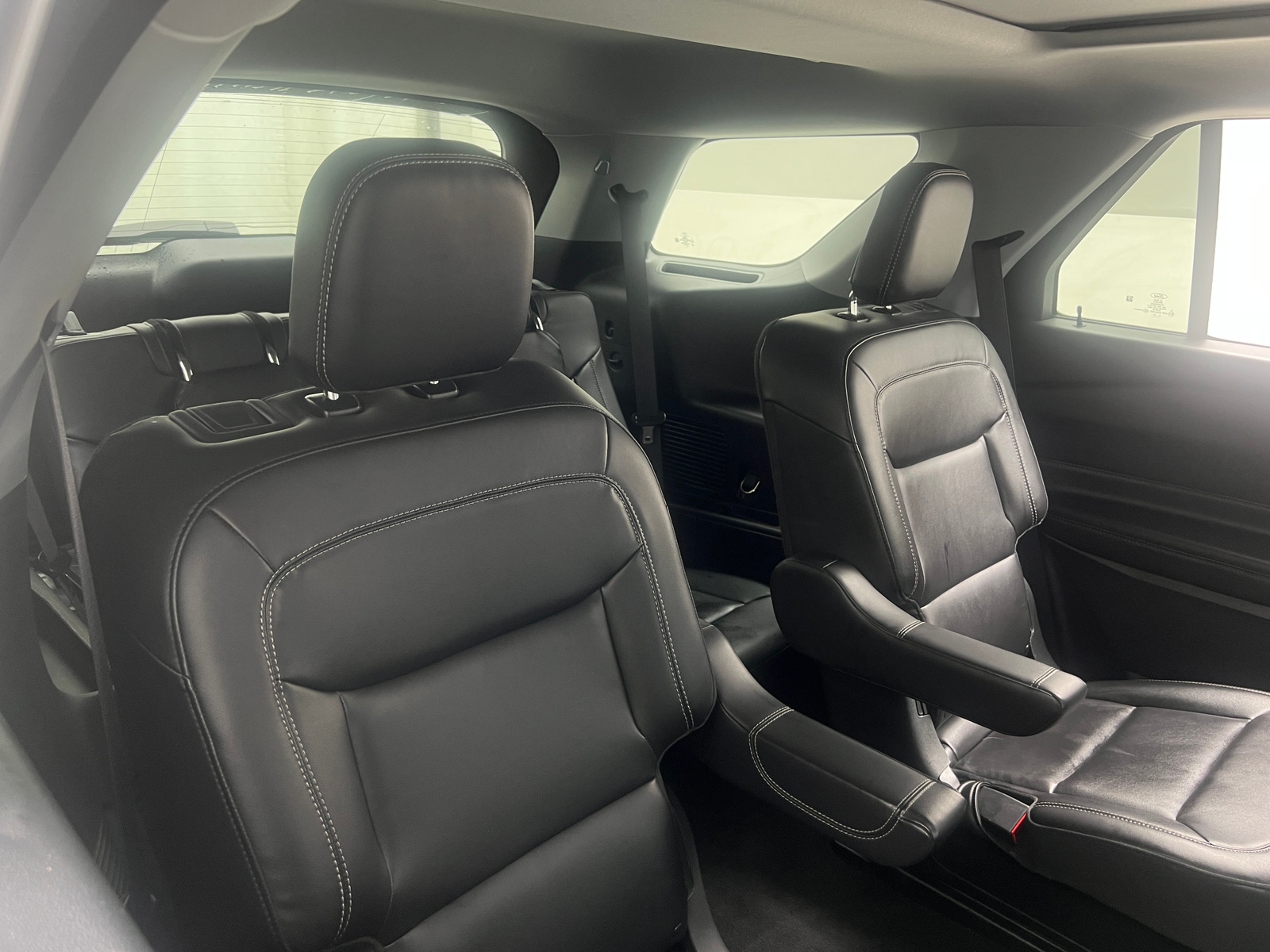 Thumbnail: 2022 Ford Explorer - 5
