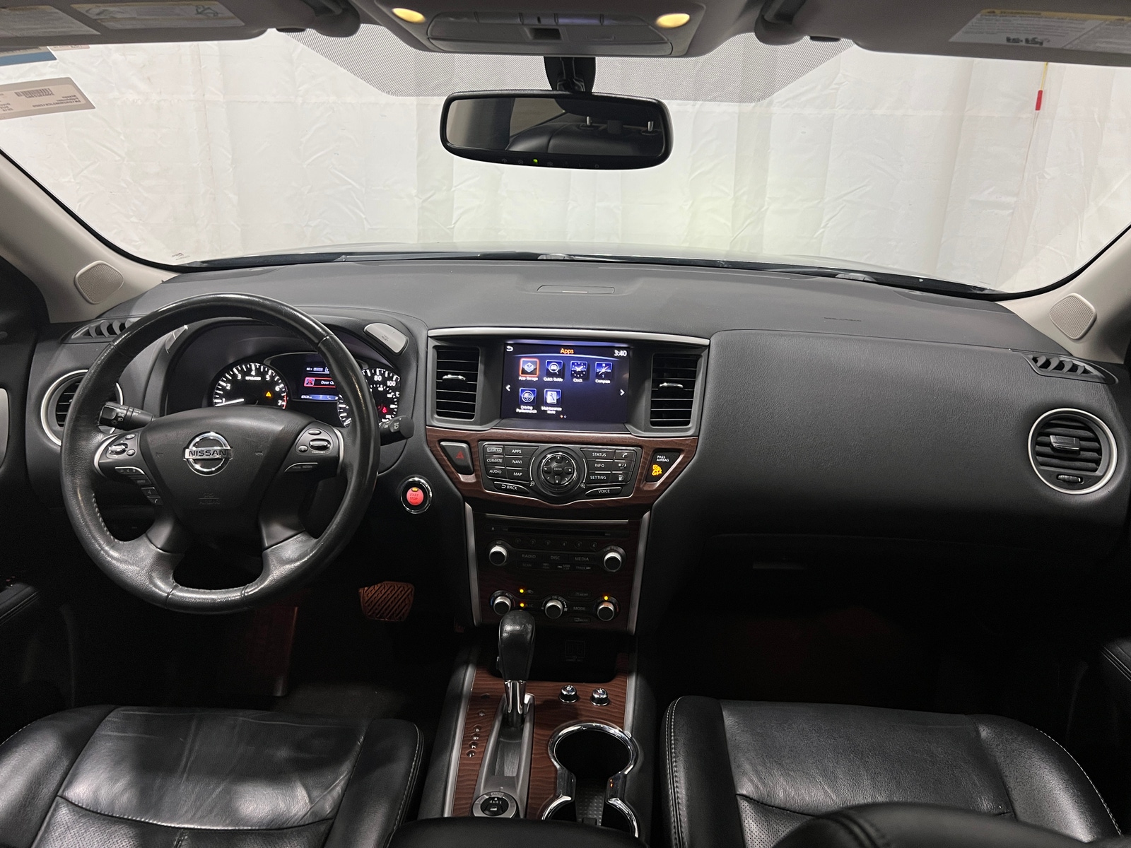 Thumbnail: 2018 Nissan Pathfinder - 2