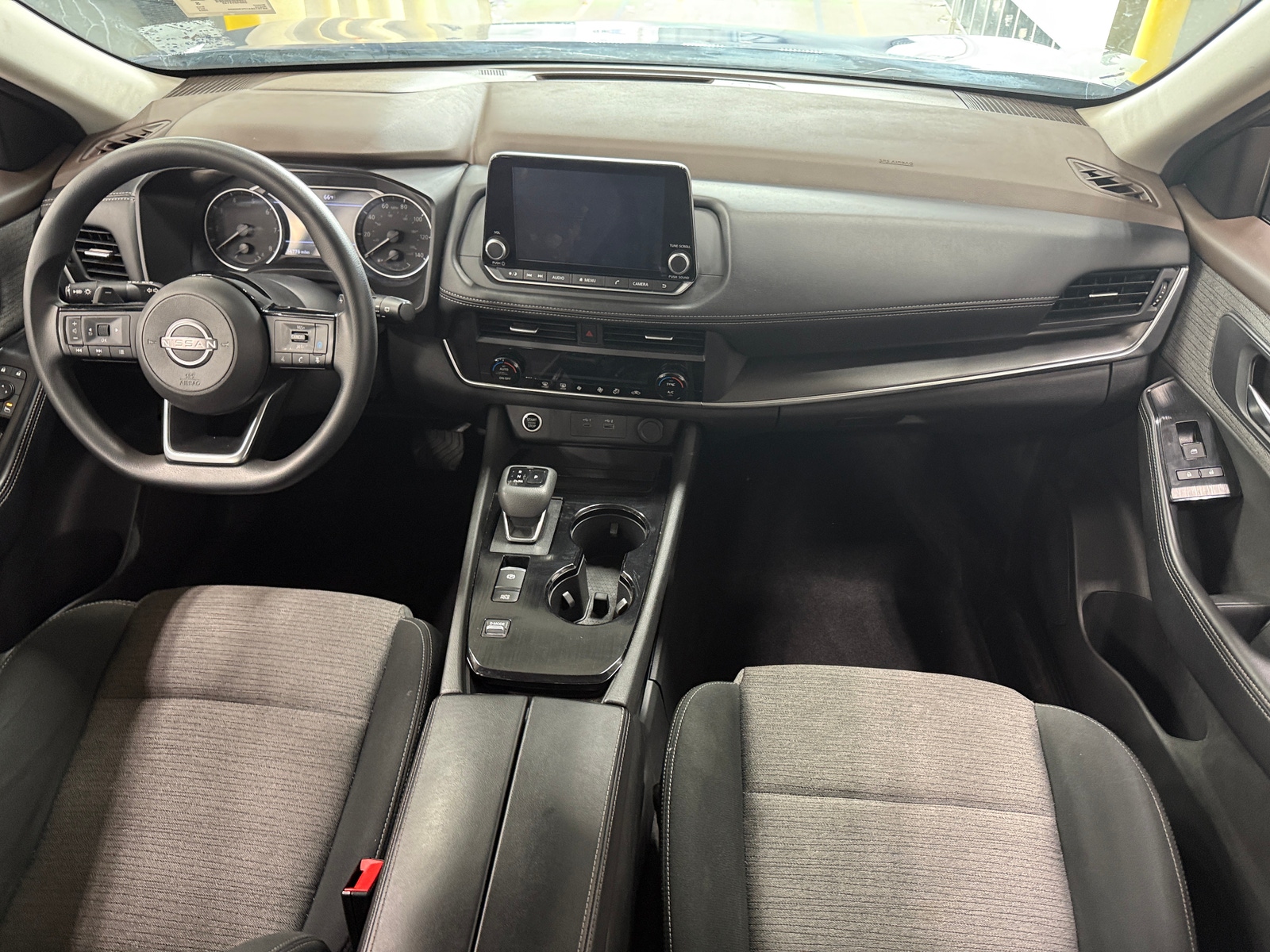 Thumbnail: 2023 Nissan Rogue - 3