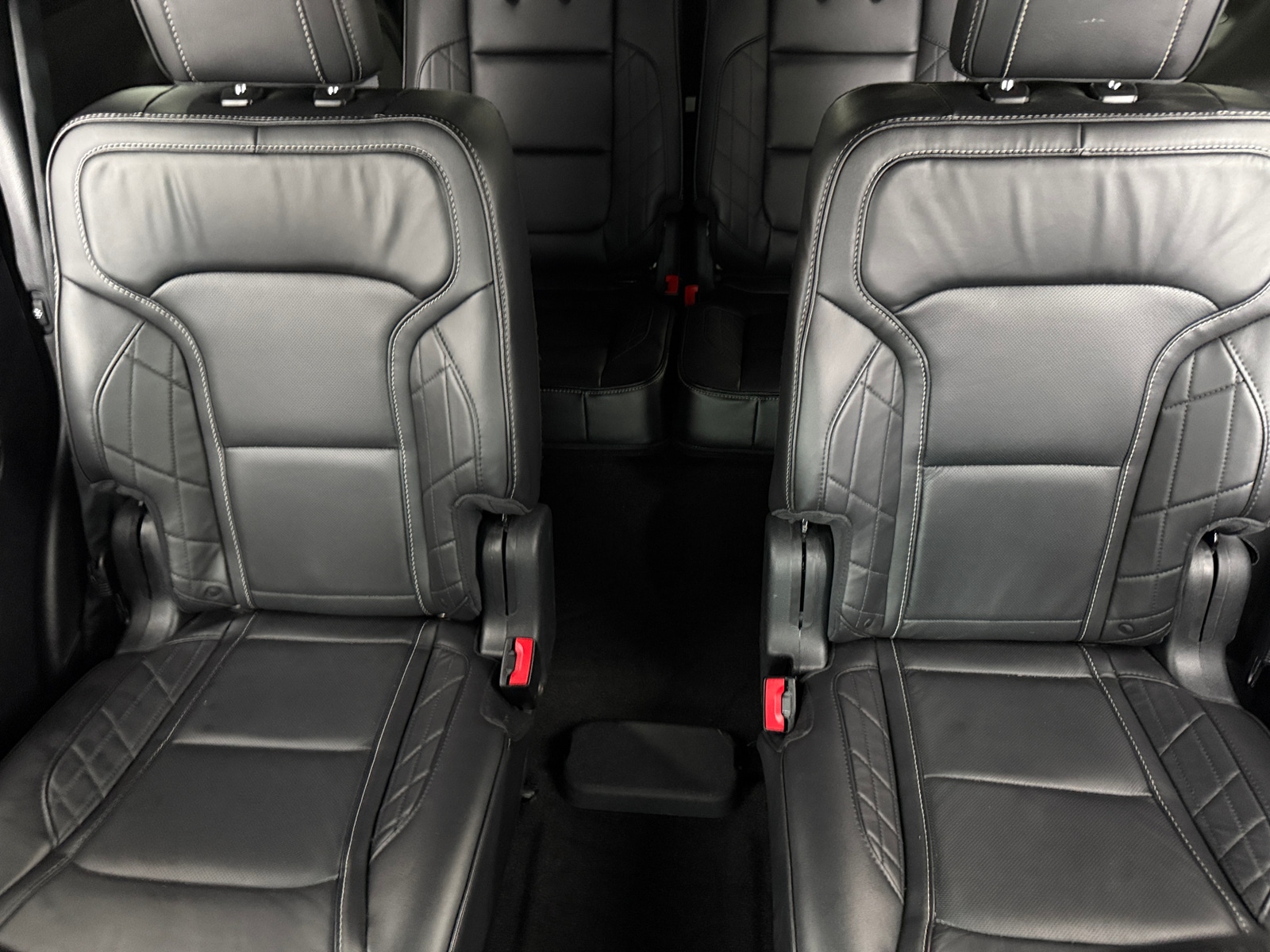 Thumbnail: 2019 Ford Explorer - 5
