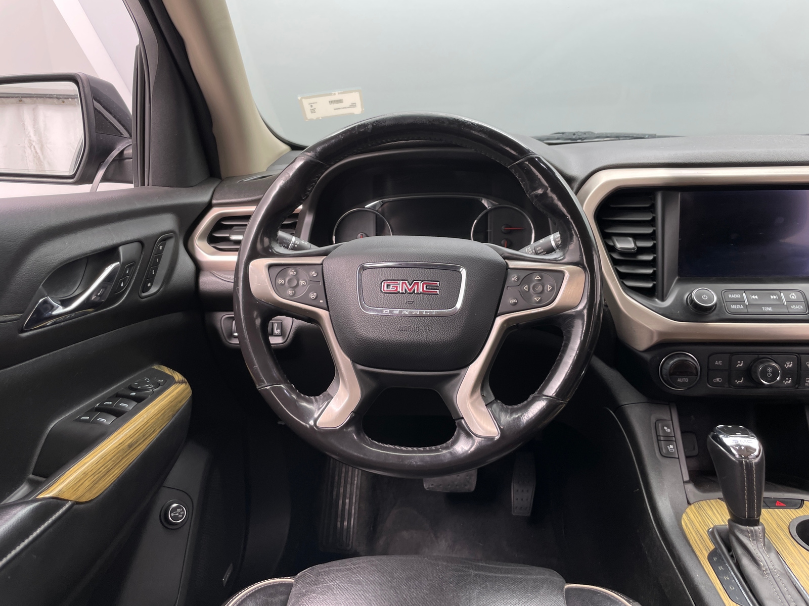 Thumbnail: 2019 GMC Acadia - 4