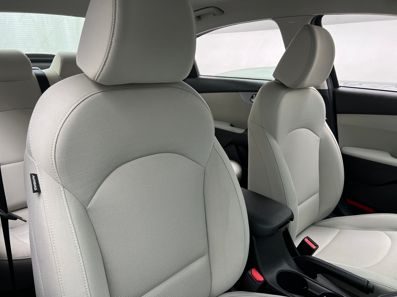 Thumbnail: 2022 Kia Forte - 2