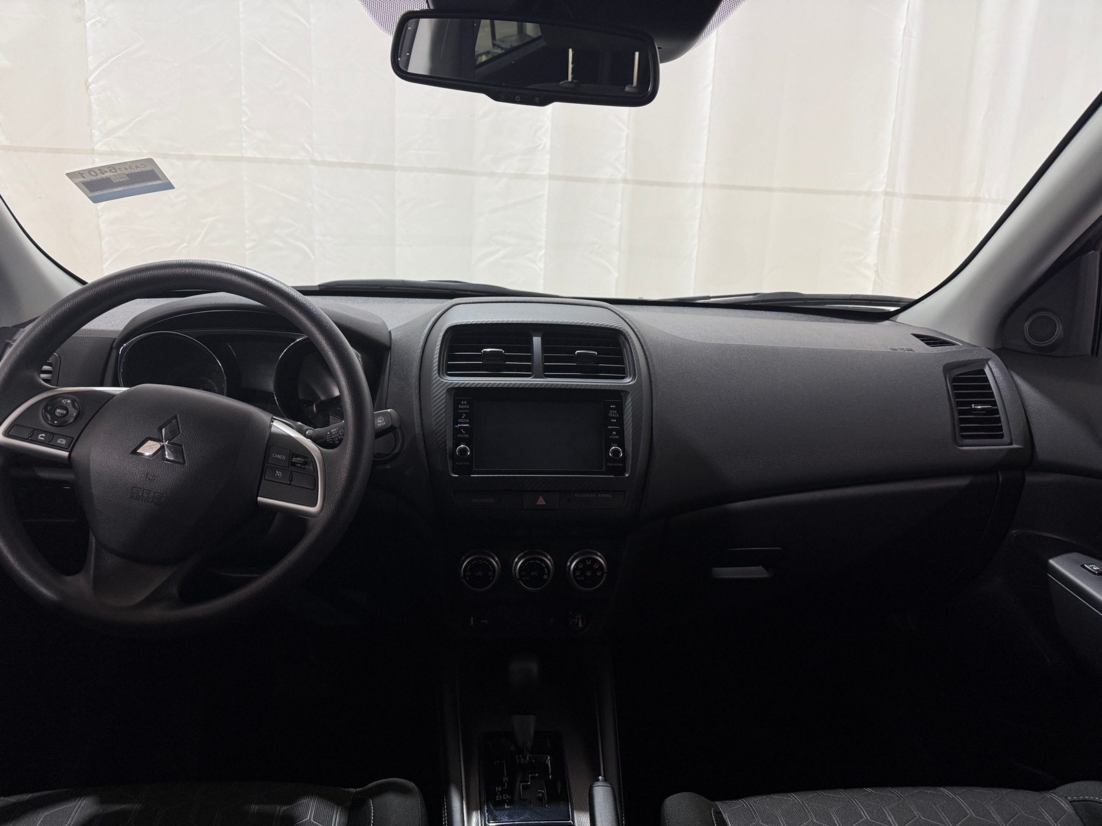 Thumbnail: 2023 Mitsubishi Outlander Sport - 3